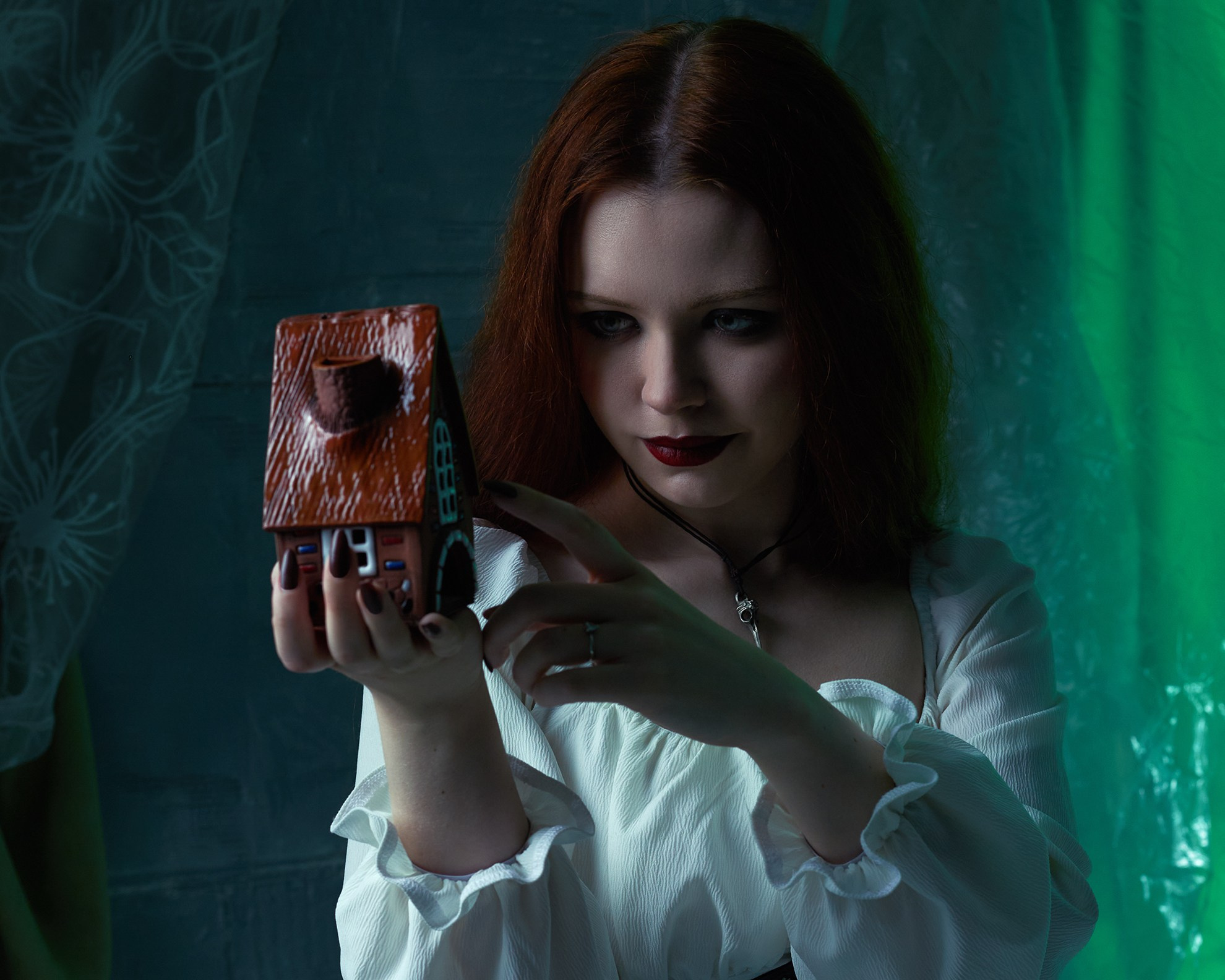 Фотосессия «Алиса в стране кошмаров». Арт-фотограф в Екатеринбурге