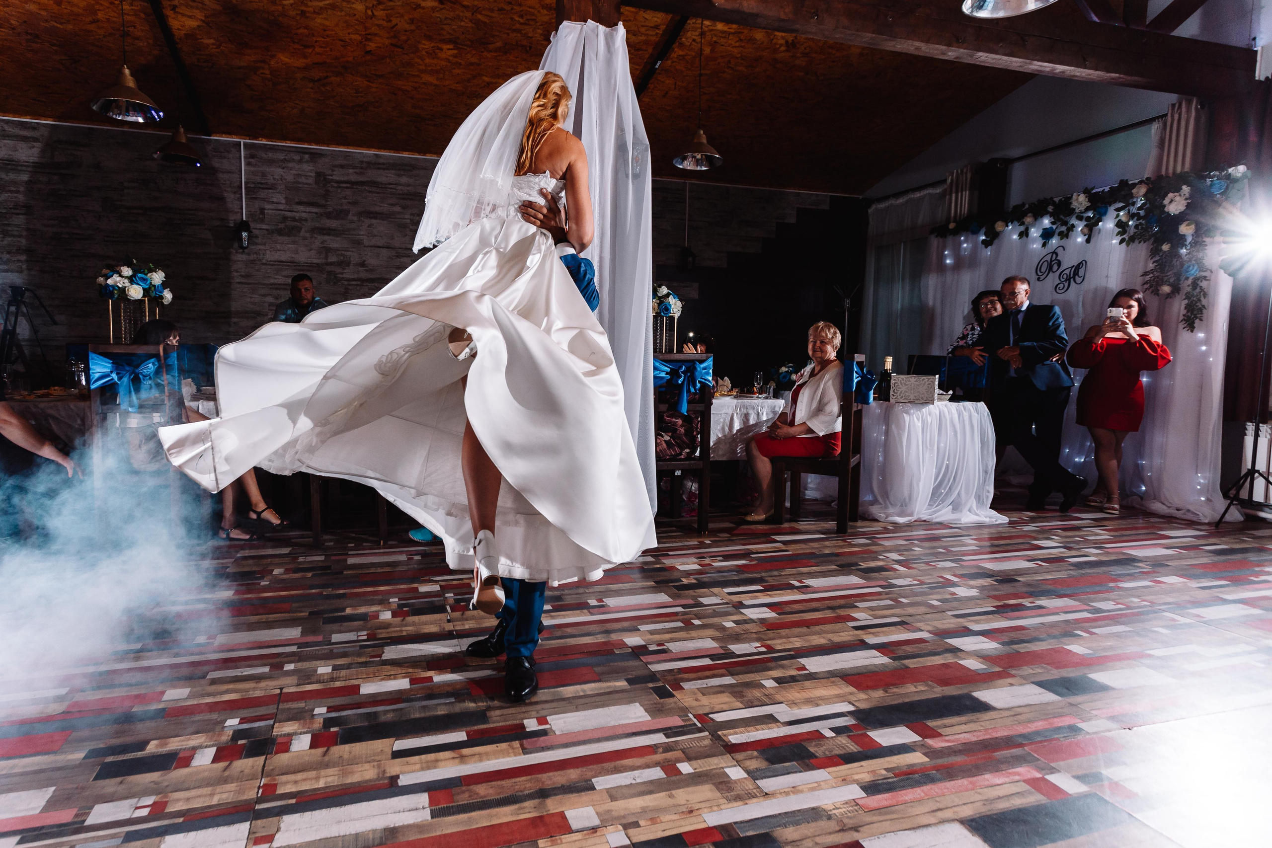 Фотосессия свадьба Новокузнецк Свадебная фотосессия Фотограф на&nbsp;свадьбу Русские забавы