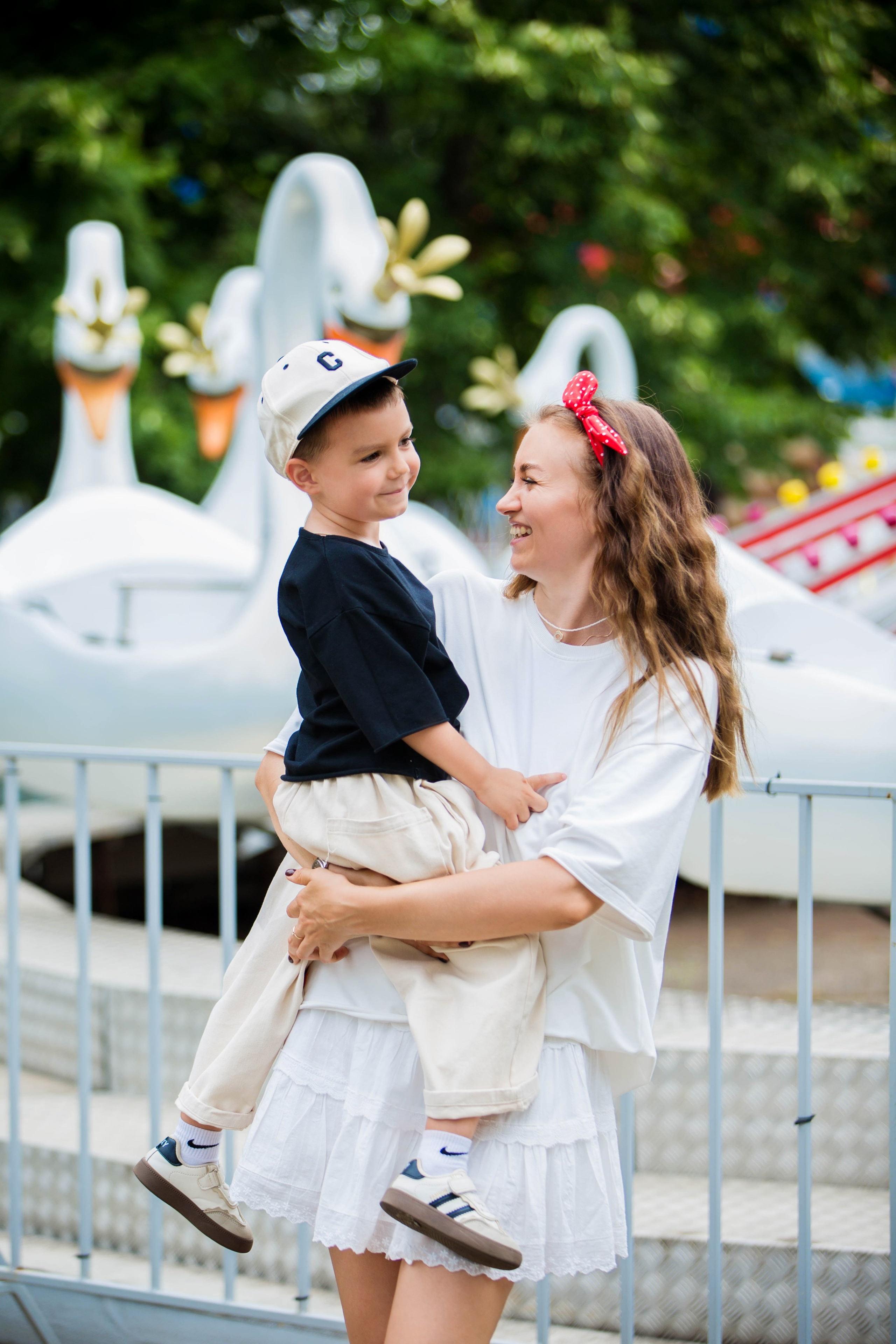 Прогулка в Городском парке Краснодар. Свадебный семейный и детский фотограф в Краснодаре Карина Федоровская
