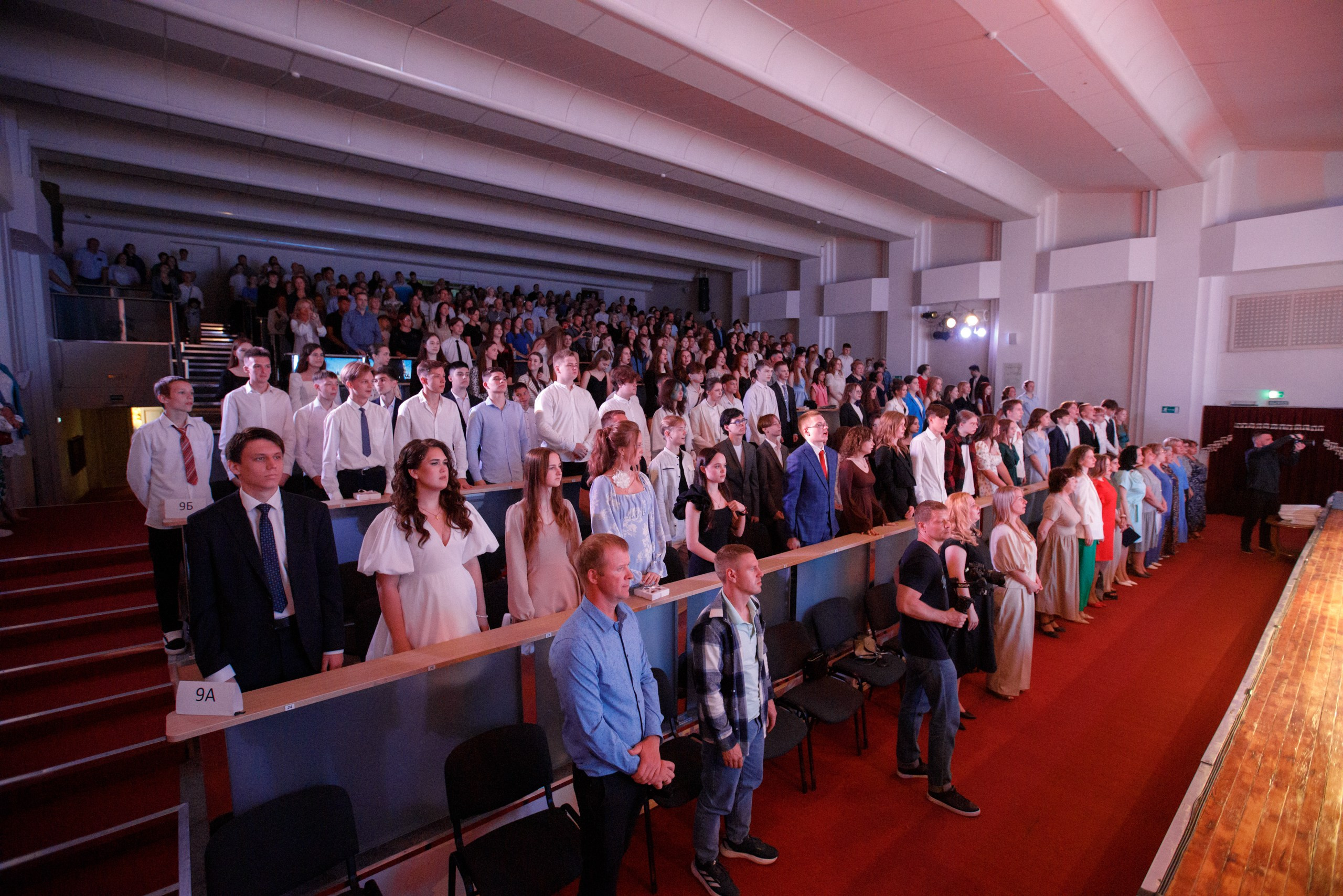 Вручение аттестатов. Свадебный фотограф в Ярославле Анастасия Архипова