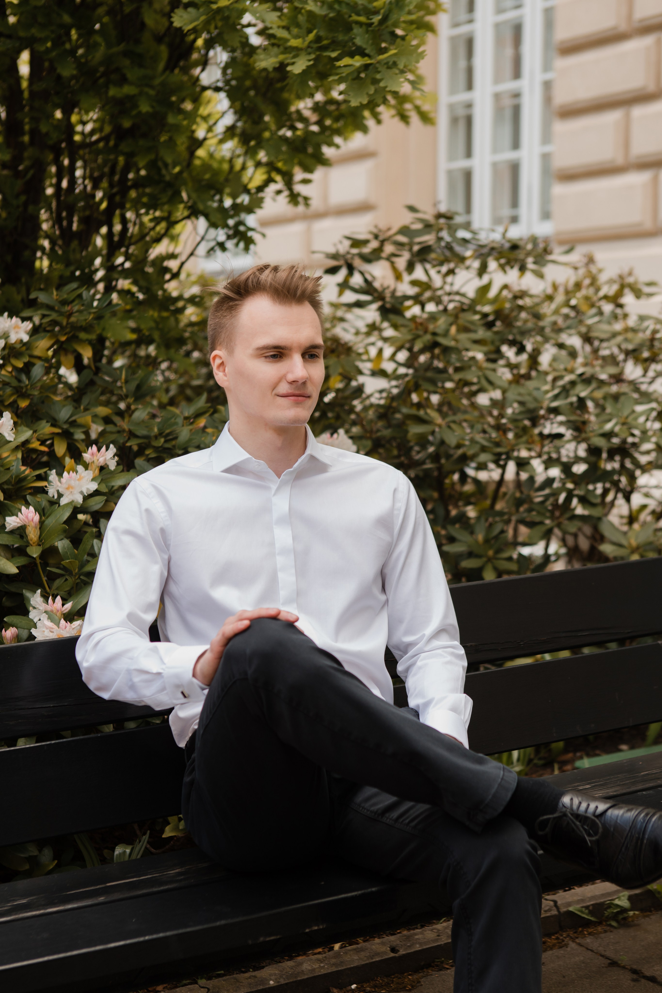 Семейная фотосессия Андрея и Марии. Видеосъемка и фотосъемка свадеб. Фотограф и оператор на свадьбу. Видеосъемка подкастов, собственная видео-фотостудии. Предметная фотосъемка