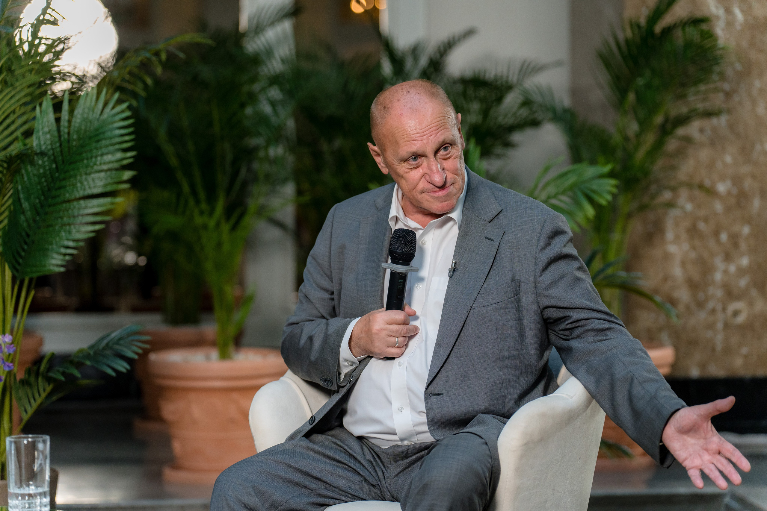 Выступление Татьяны Черниговской на встрече выпускников Экономического факультета МГУ им. М. В. Ломоносова в рамках ПМЭФ