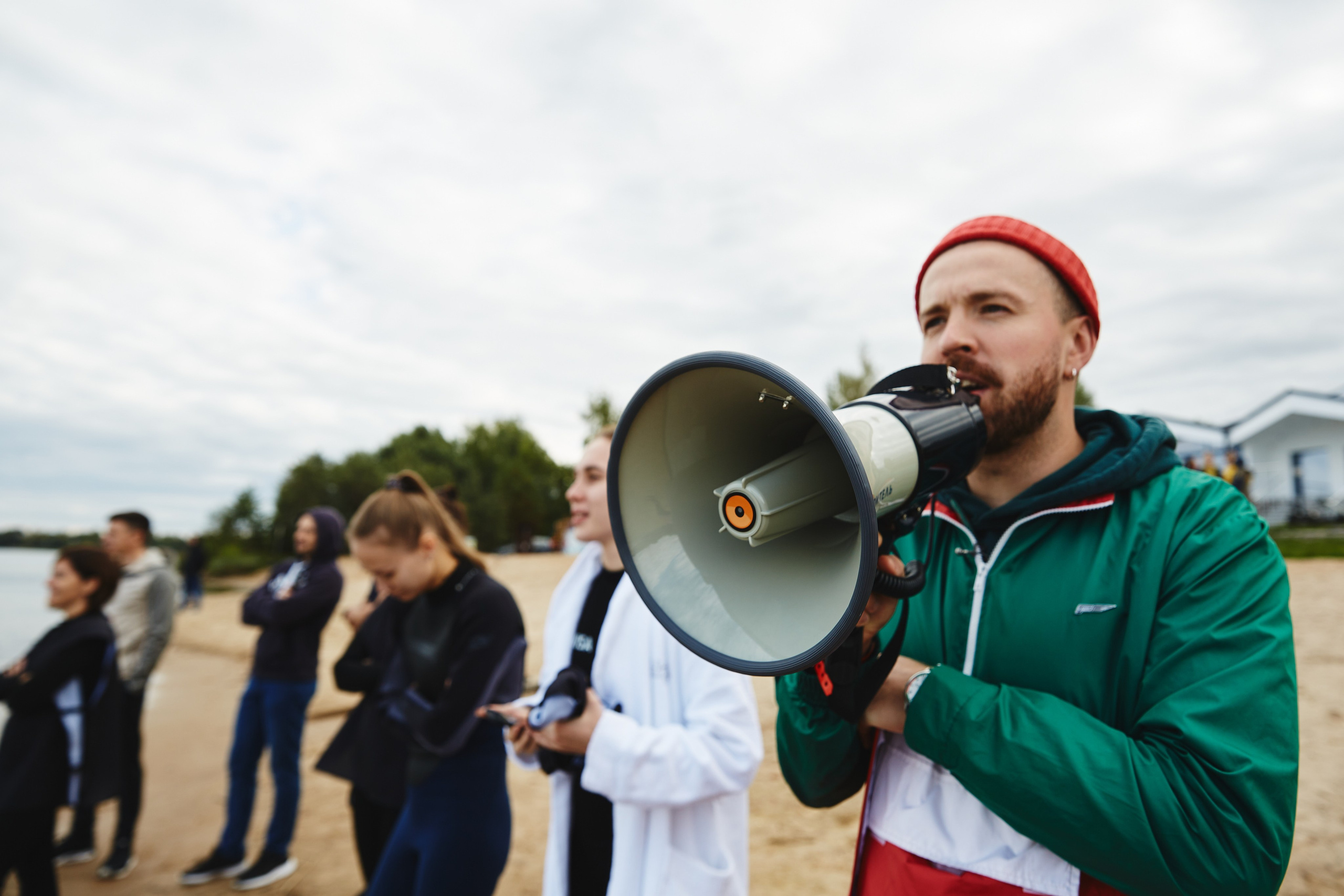 Фотограф на тимбилдинг: спортивное командообразование за городом. КонТайм: профессиональная съемка для организаций