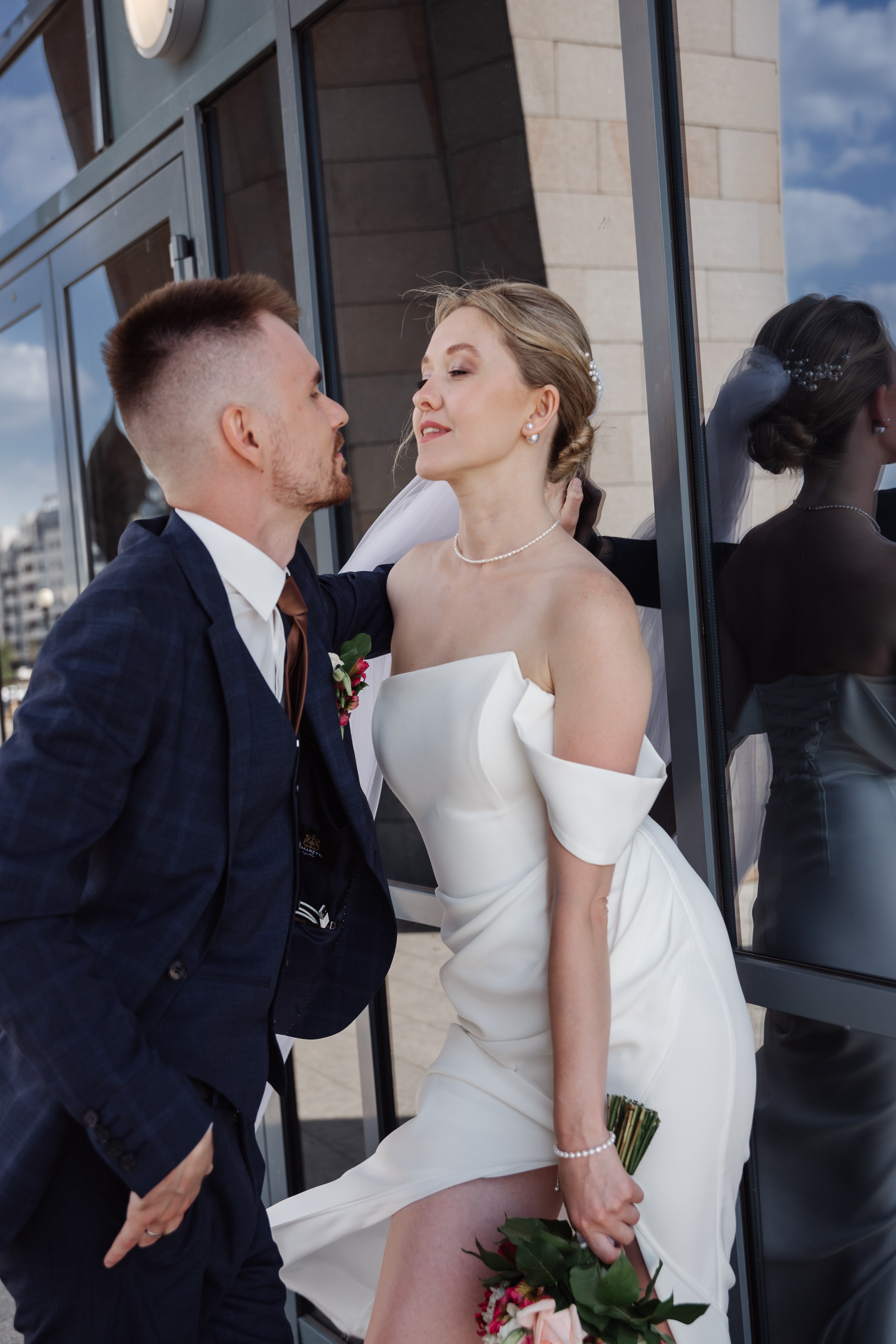 Свадебная съёмка. Люксмедиа — это команда фотографов и видеографов. Город Казань. Дамир Сафин