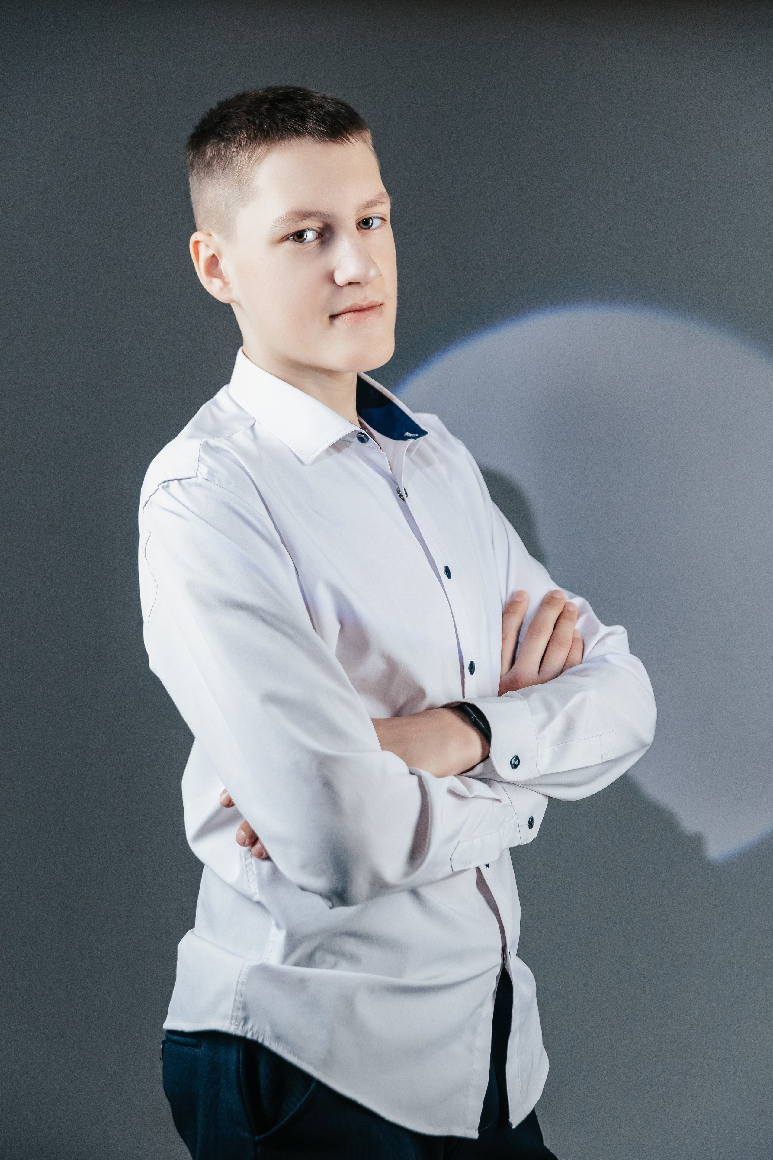 Заказать выпускной школьный альбом Тюмень. Выпускные альбомы в Тюмени для школ, садов, вузов спортивных секций