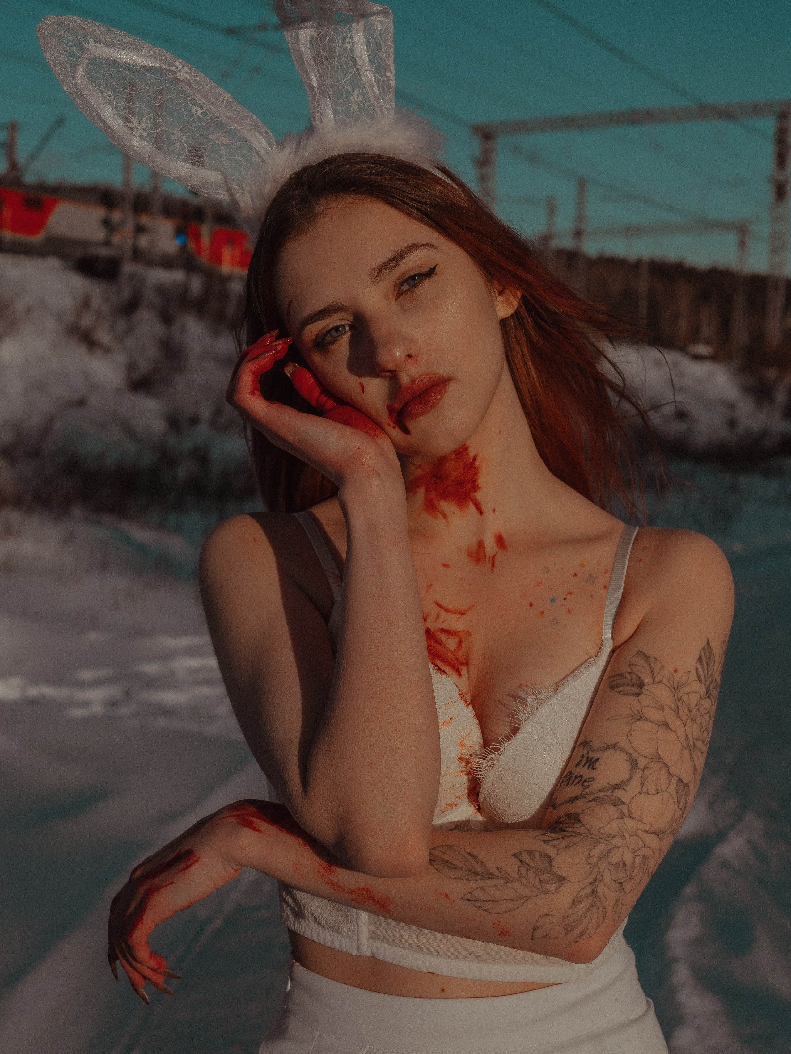 Анна. Женский фотограф. Создатель украшений ручной работы. Модель
