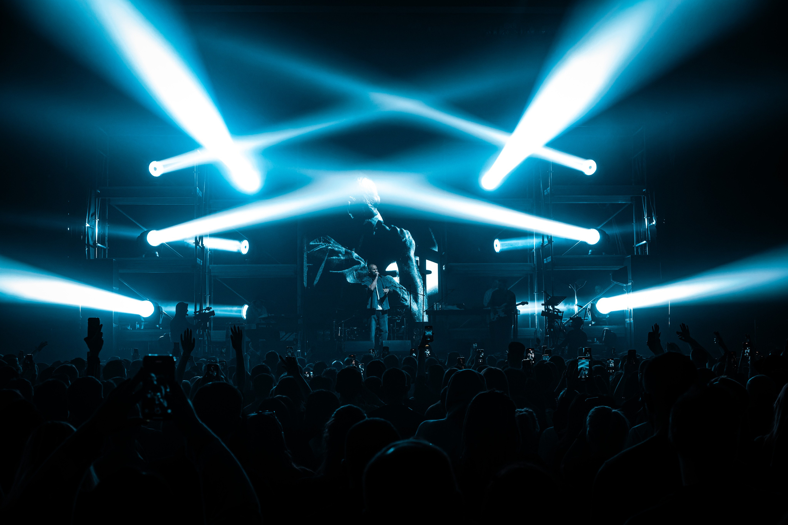 LOC DOG / МОСКВА / 2025. OOPS