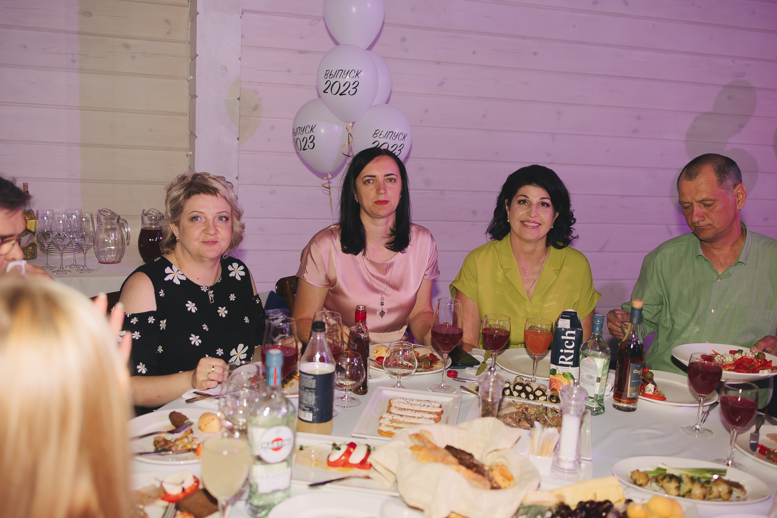 Выпускной Сосны. Свадебный и женский фотограф