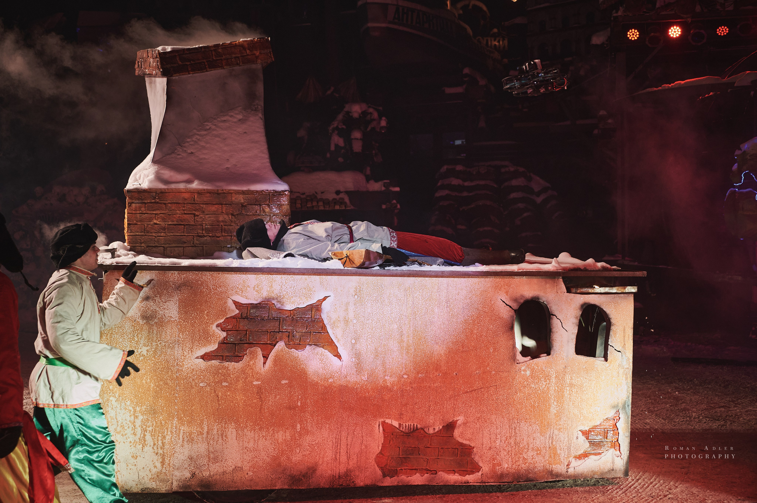 Новогодняя сказка от Ночных волков. Фотограф Роман Адлер