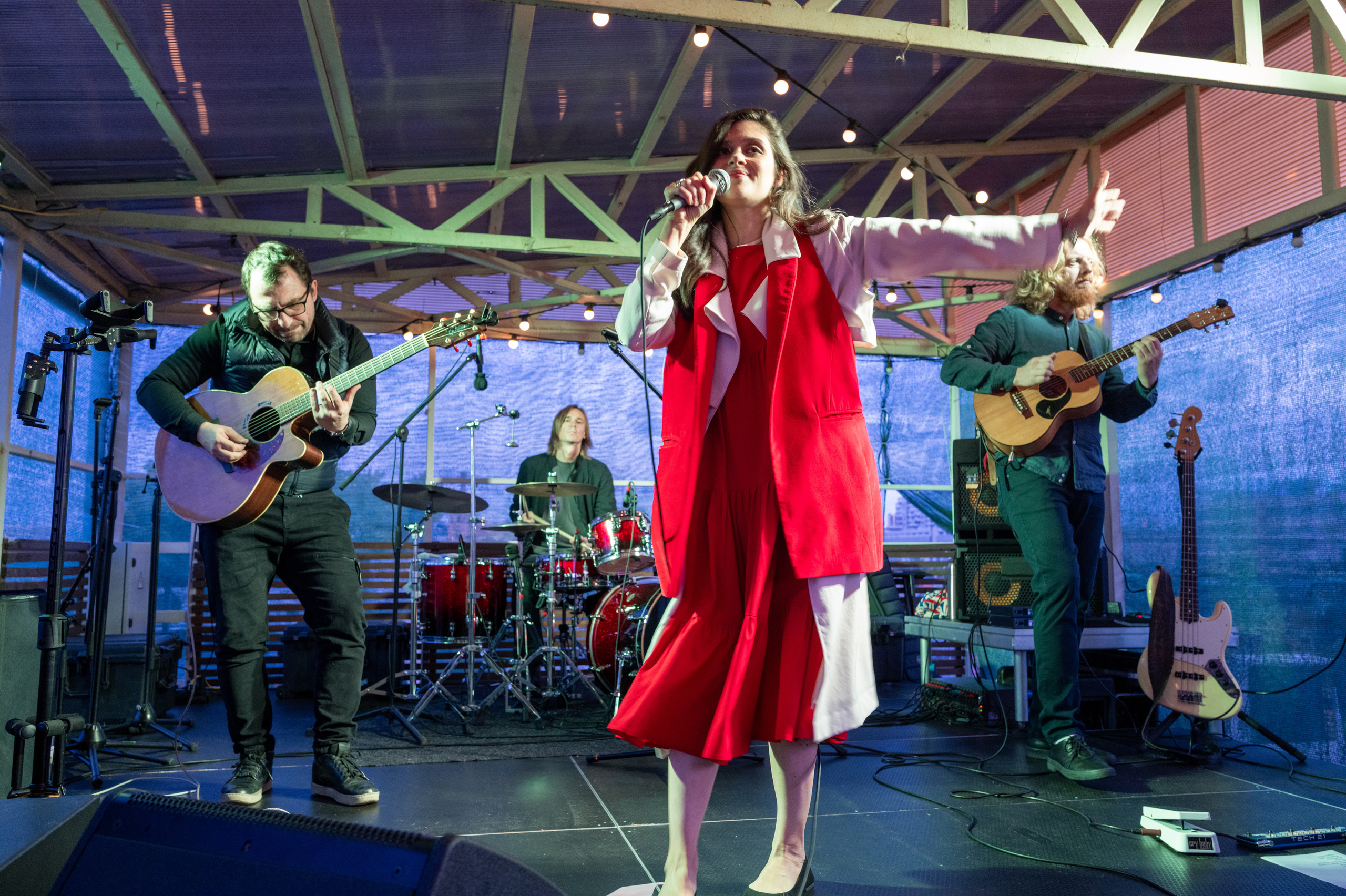 Женя Любич — концерт на крыше дизайн-завода «Флакон». Сайт фотографа Сергея Абрамова