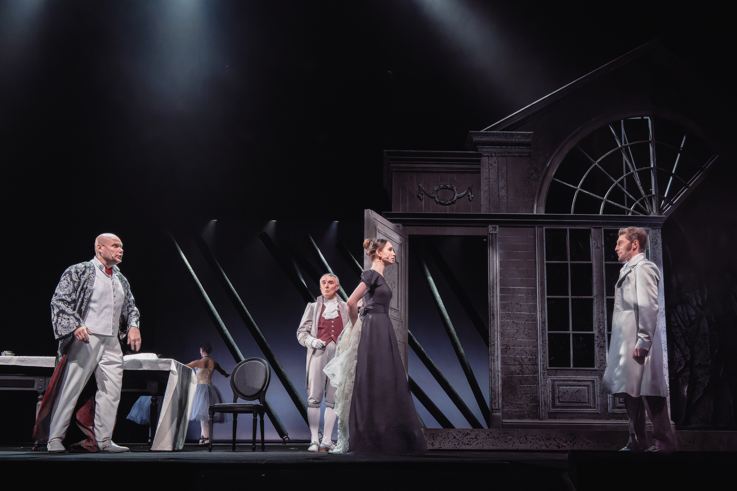 Театр Терезы Дуровой — Дубровский. Сайт фотографа Сергея Абрамова