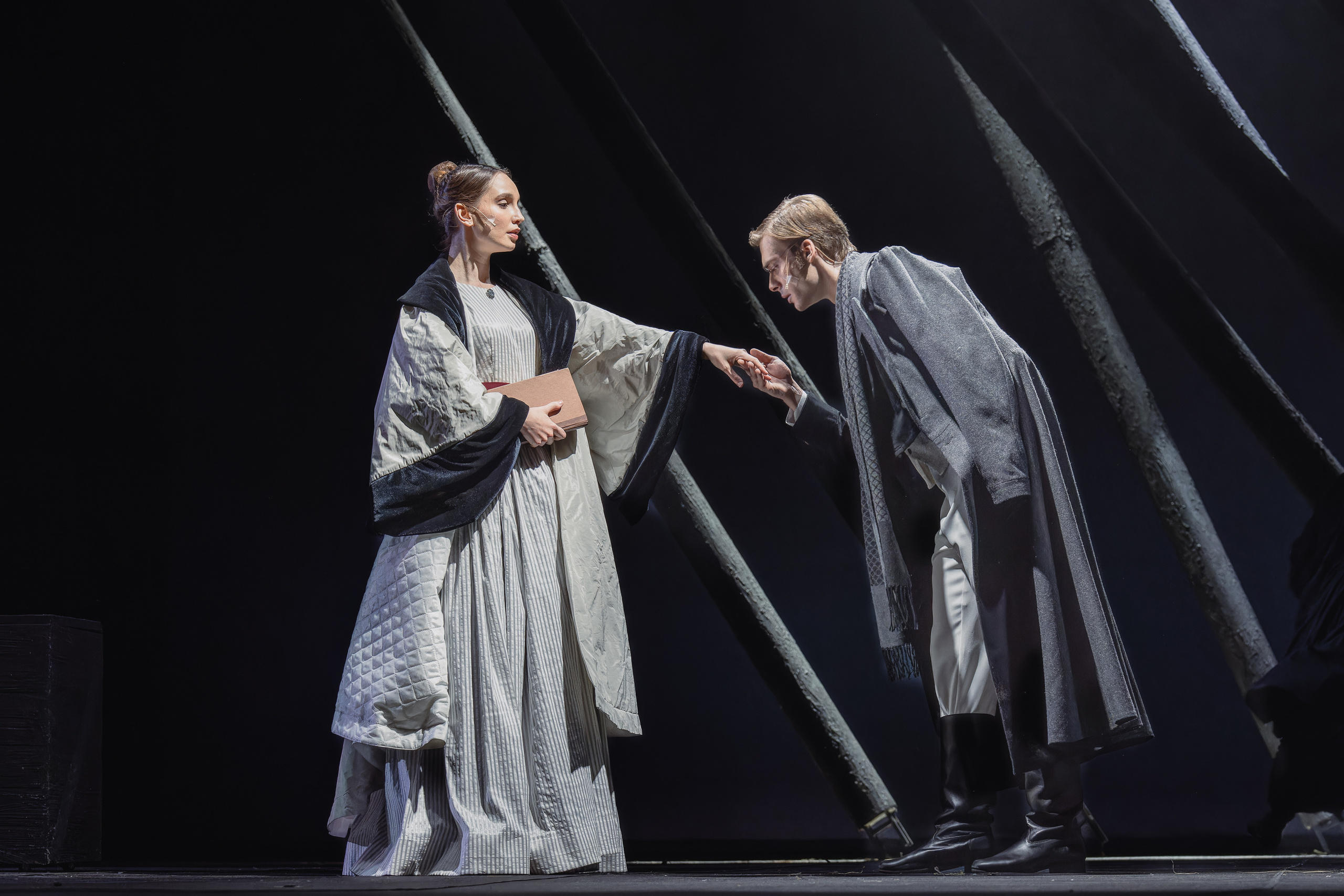 Театр Терезы Дуровой — Дубровский. Сайт фотографа Сергея Абрамова