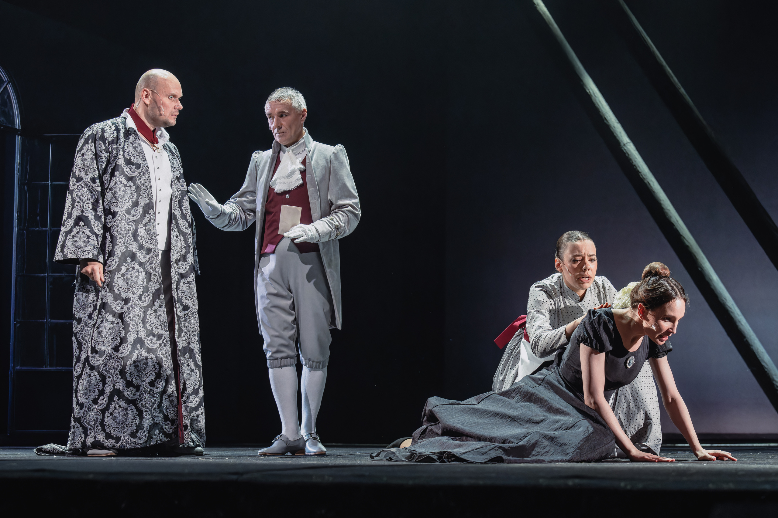 Театр Терезы Дуровой — Дубровский. Сайт фотографа Сергея Абрамова