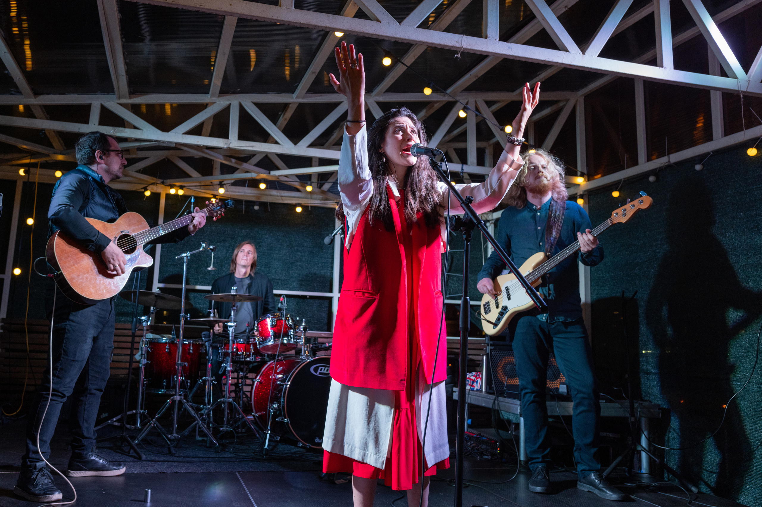 Женя Любич — концерт на крыше дизайн-завода «Флакон». Сайт фотографа Сергея Абрамова