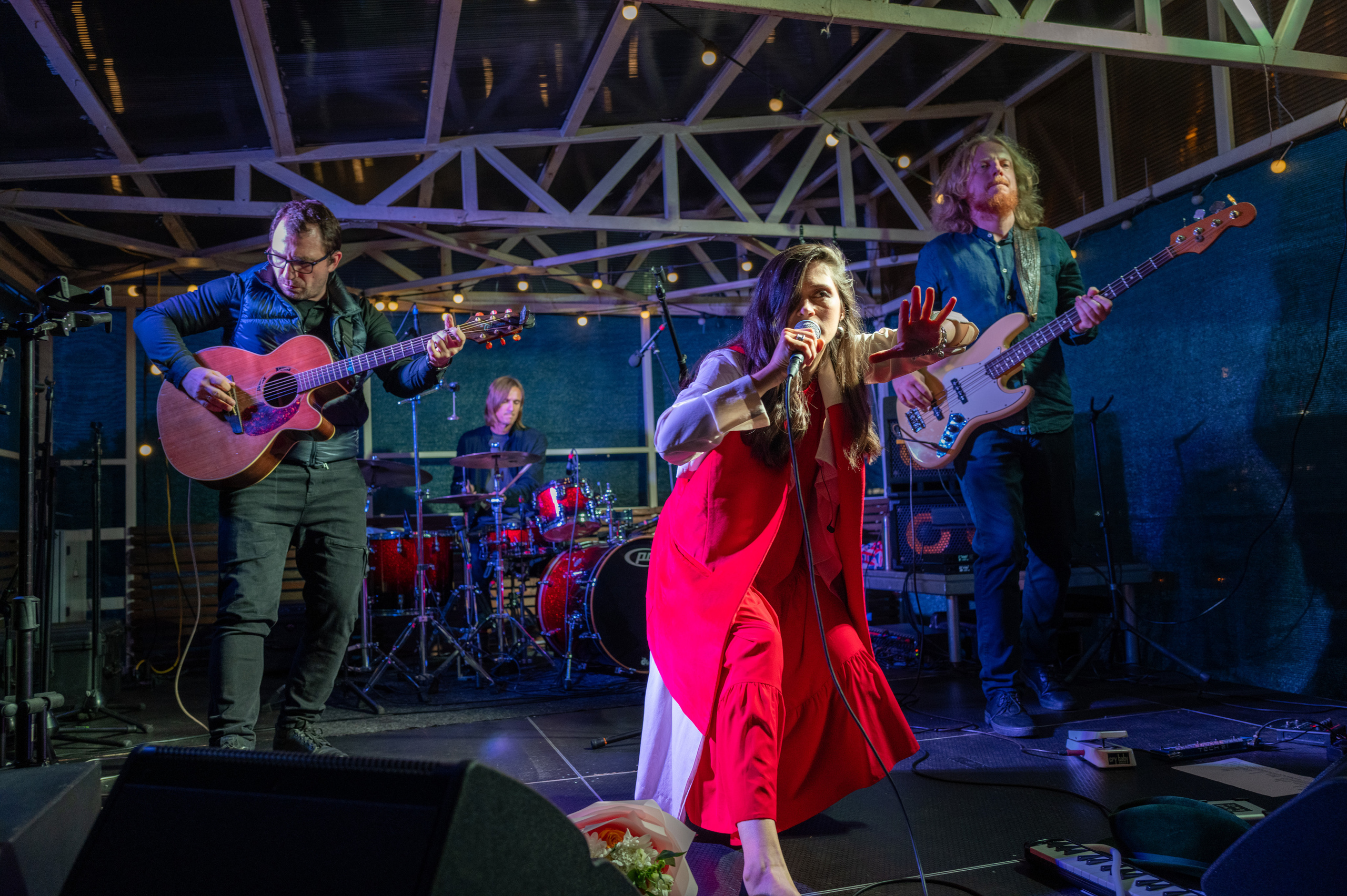 Женя Любич — концерт на крыше дизайн-завода «Флакон». Сайт фотографа Сергея Абрамова