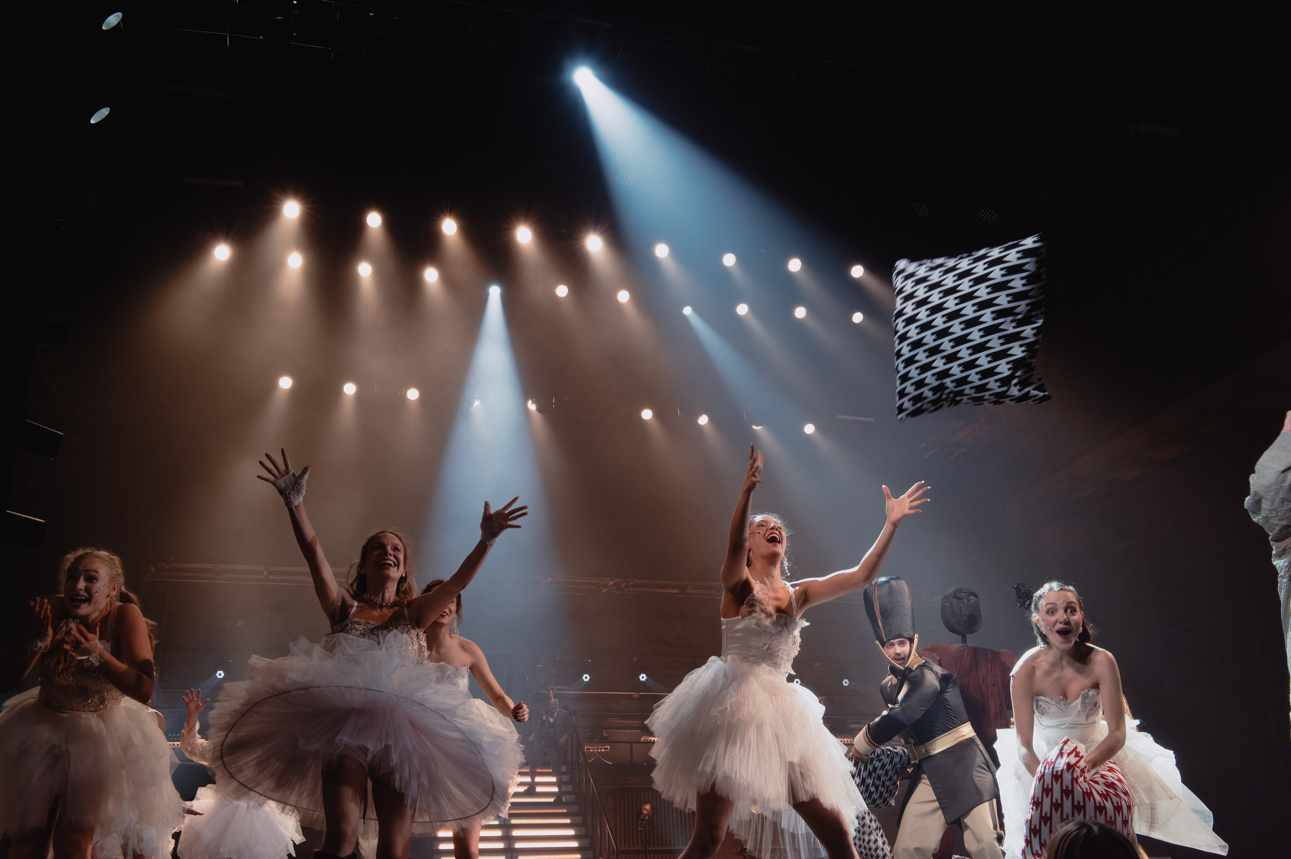 Театр Моссовета — Бременские музыканты. Сайт фотографа Сергея Абрамова