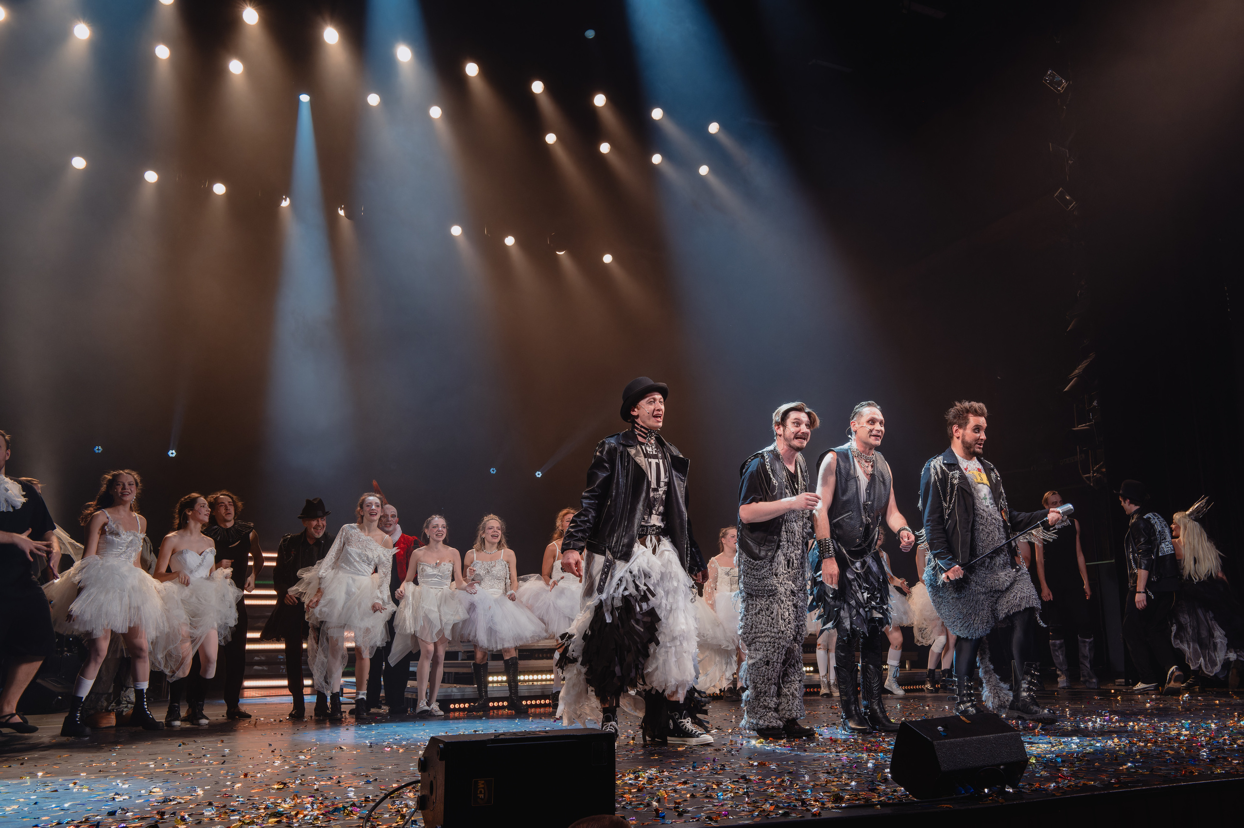 Театр Моссовета — Бременские музыканты. Сайт фотографа Сергея Абрамова