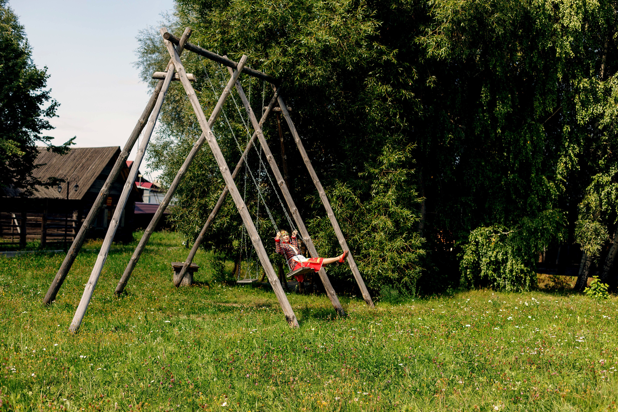 Фотосессия с Екатериной Анисимовой в Ибресинском этнографическом музее. Портретный и репортажный фотограф в Чебоксарах Андриян Чаркин