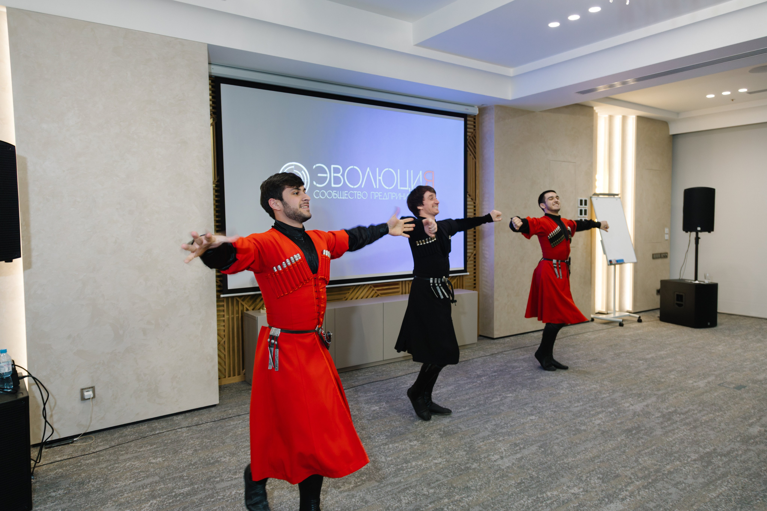 Бизнес марафон Эволюция. Артур Иликчян — Wedding & Event фотограф в Краснодаре