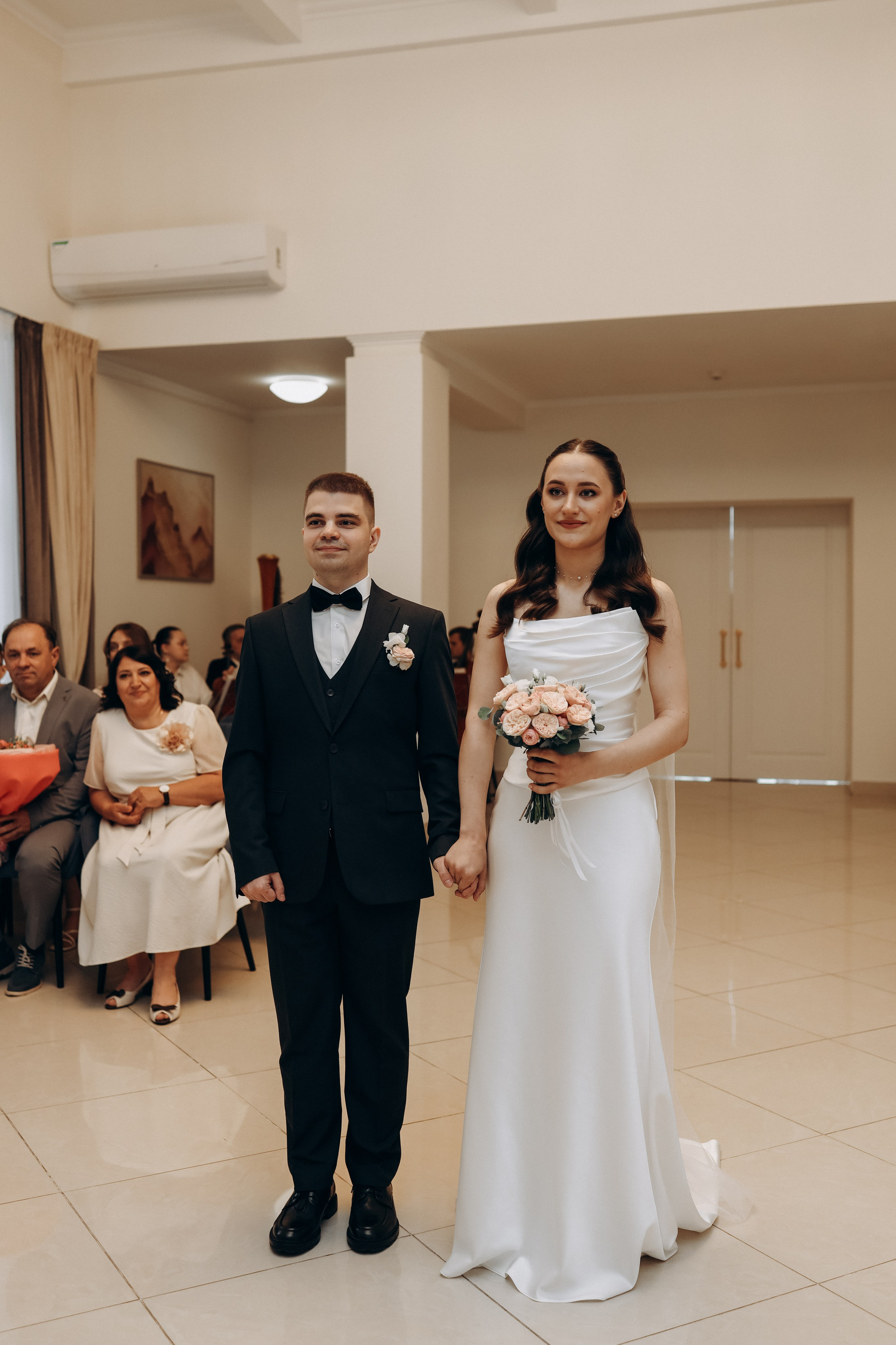 К&П. ЗАГС ВДНХ + прогулка. Диана Чечель. Свадебный и семейный фотограф в Москве