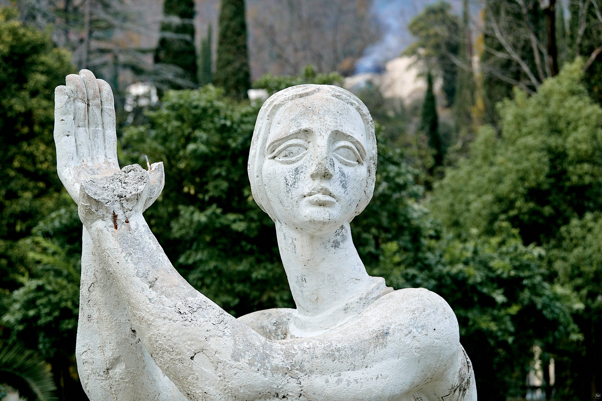 Гагра, Абхазия. Декабрь 2024. Фотографии отовсюду и обо всем