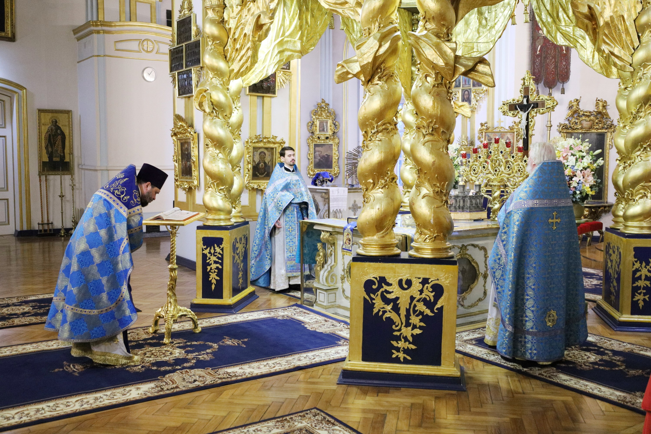 НЕДЕЛЯ 24-Я ПО ПЯТИДЕСЯТНИЦЕ. ОТДАНИЕ ПРАЗДНИКА ВВЕДЕНИЯ ВО ХРАМ ПРЕСВЯТОЙ БОГОРОДИЦЫ. НИКОЛО-БОГОЯВЛЕНСКИЙ МОРСКОЙ СОБОР