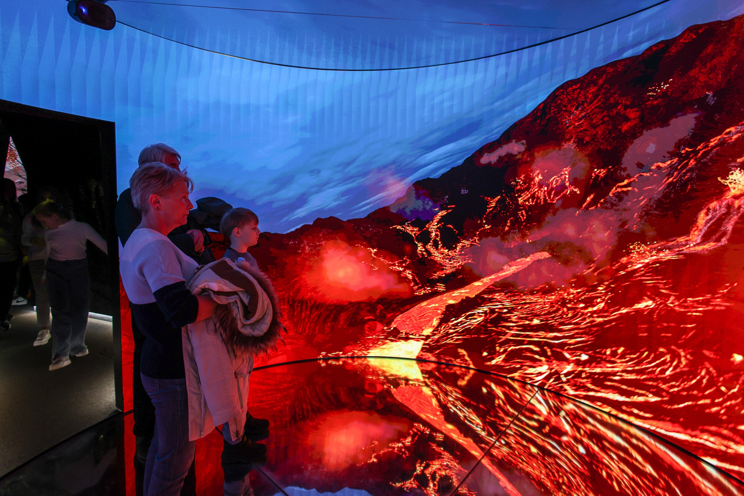 Выставка «Россия». Репортажный, архитектурный, театральный и файн-арт фотограф Лена Мельникова в Москве