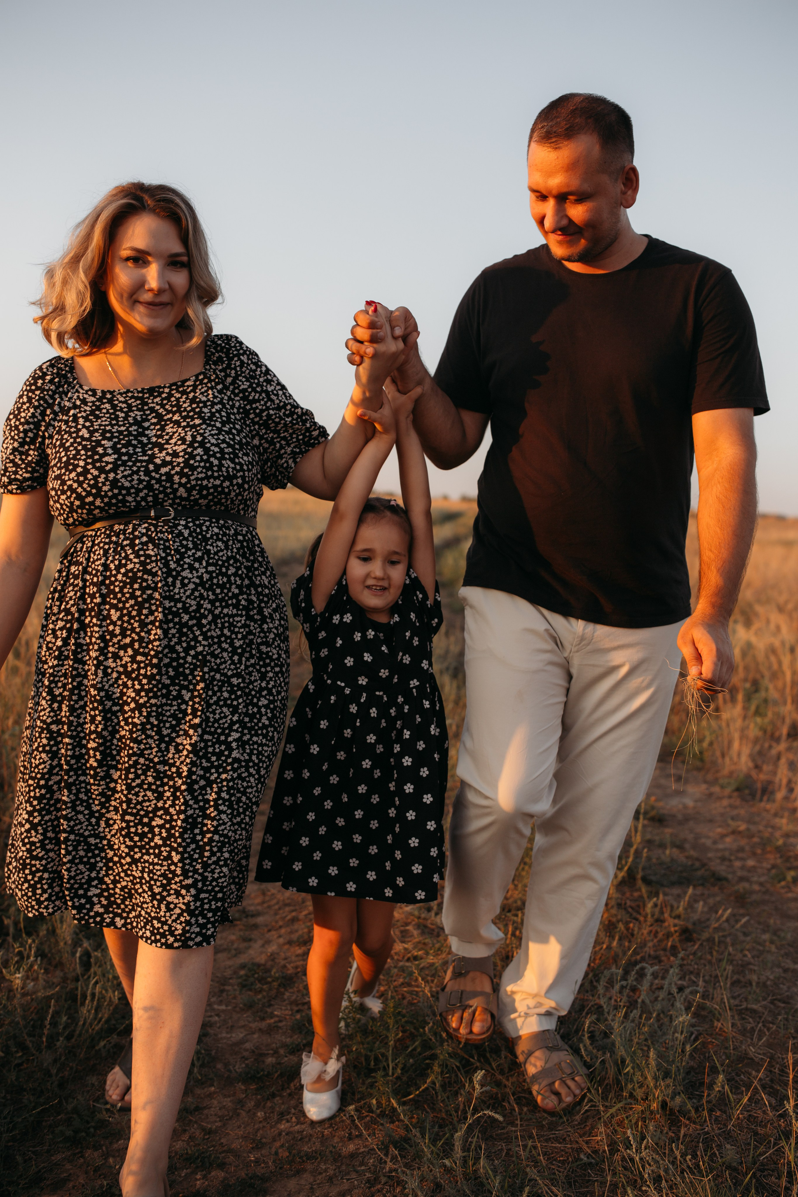 Виталий, Оля, Ангелиша. Семейный фотограф в Волгограде Надежда Головко