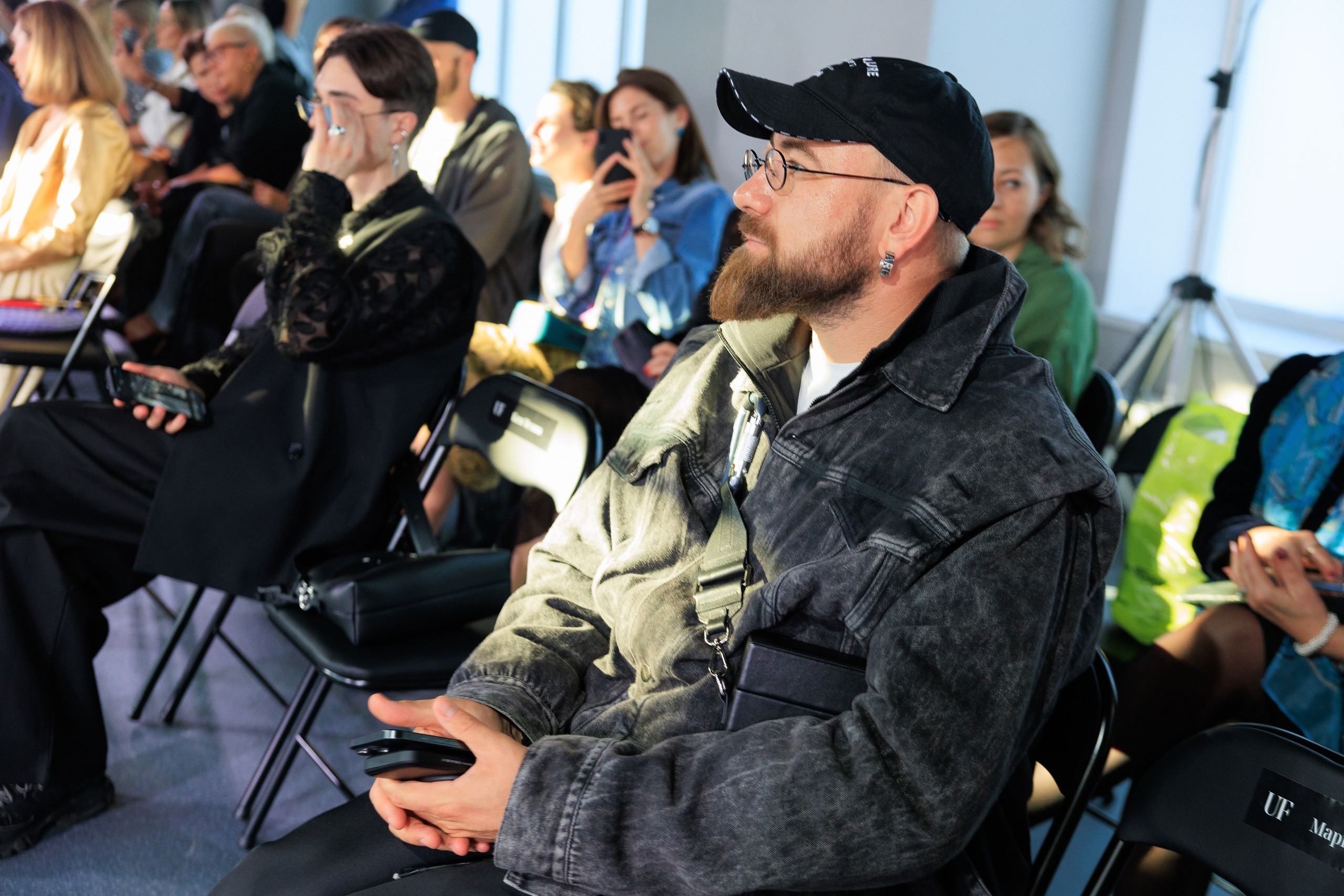 Фотограф для модного показа. Контент для бизнеса в Екатеринбурге Полдень Медиа