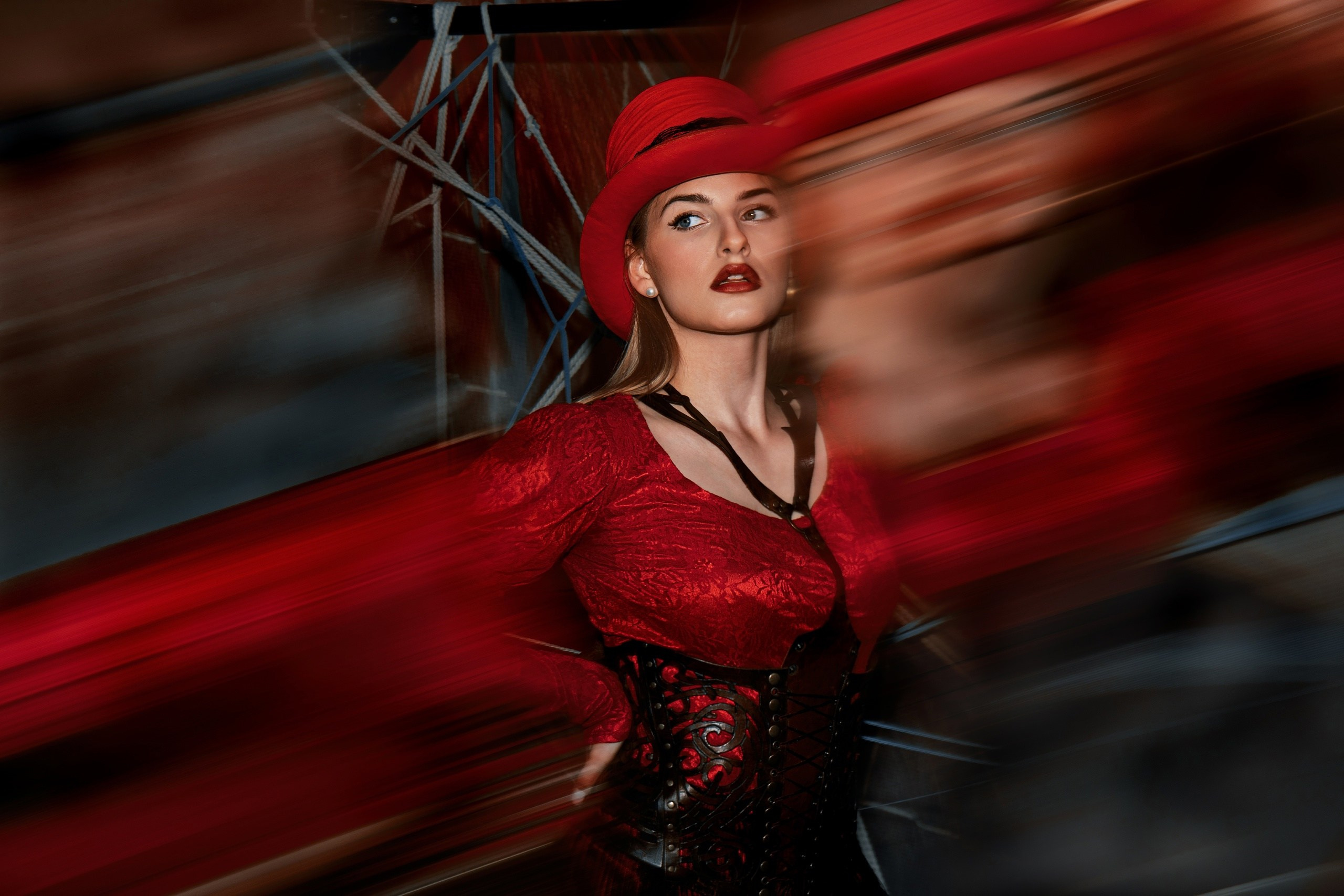 Женский портрет Moscow PhotoVideoFest 2024. Фотограф в г. Курске Владимир Гришин