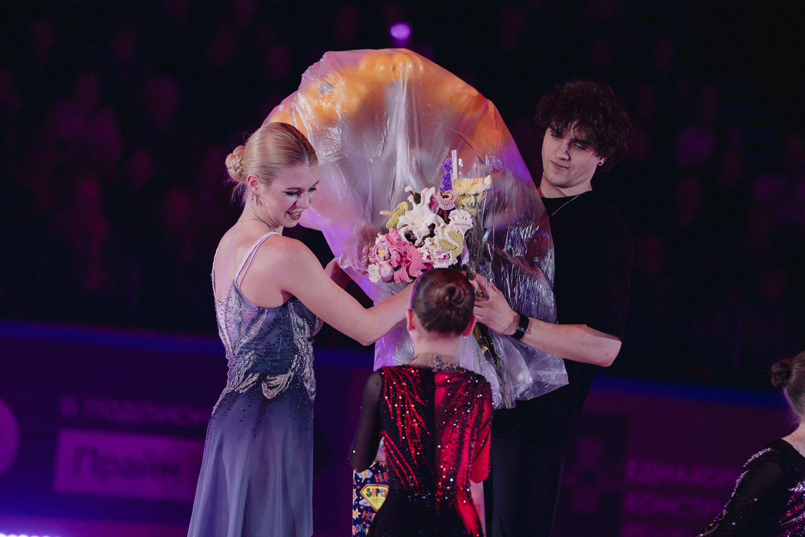 Шоу Этери Тутберидзе в Новосибирске. Воробьева Ксения — Спортивный и танцевальный фотограф Новосибирск