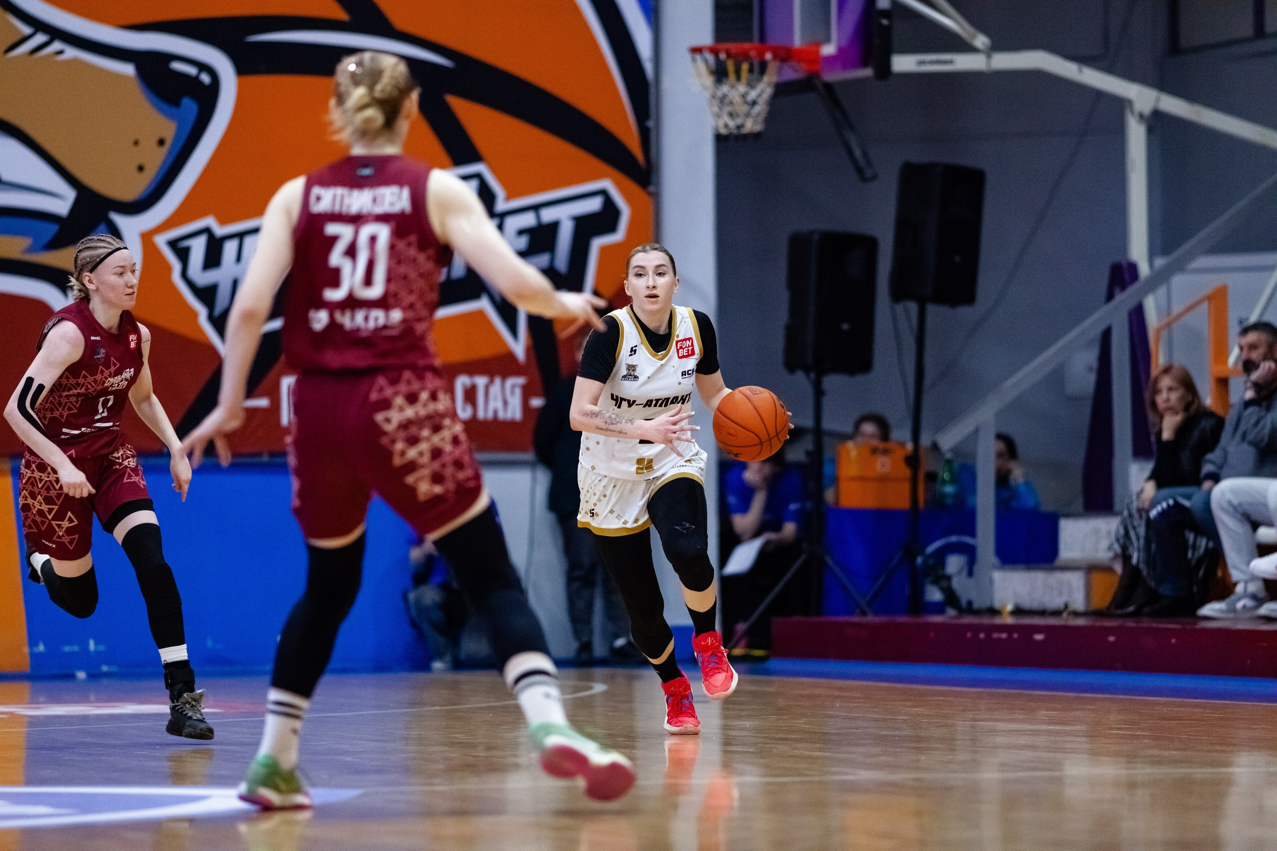 ЧГУ-Атланта — Славянка. Фотография