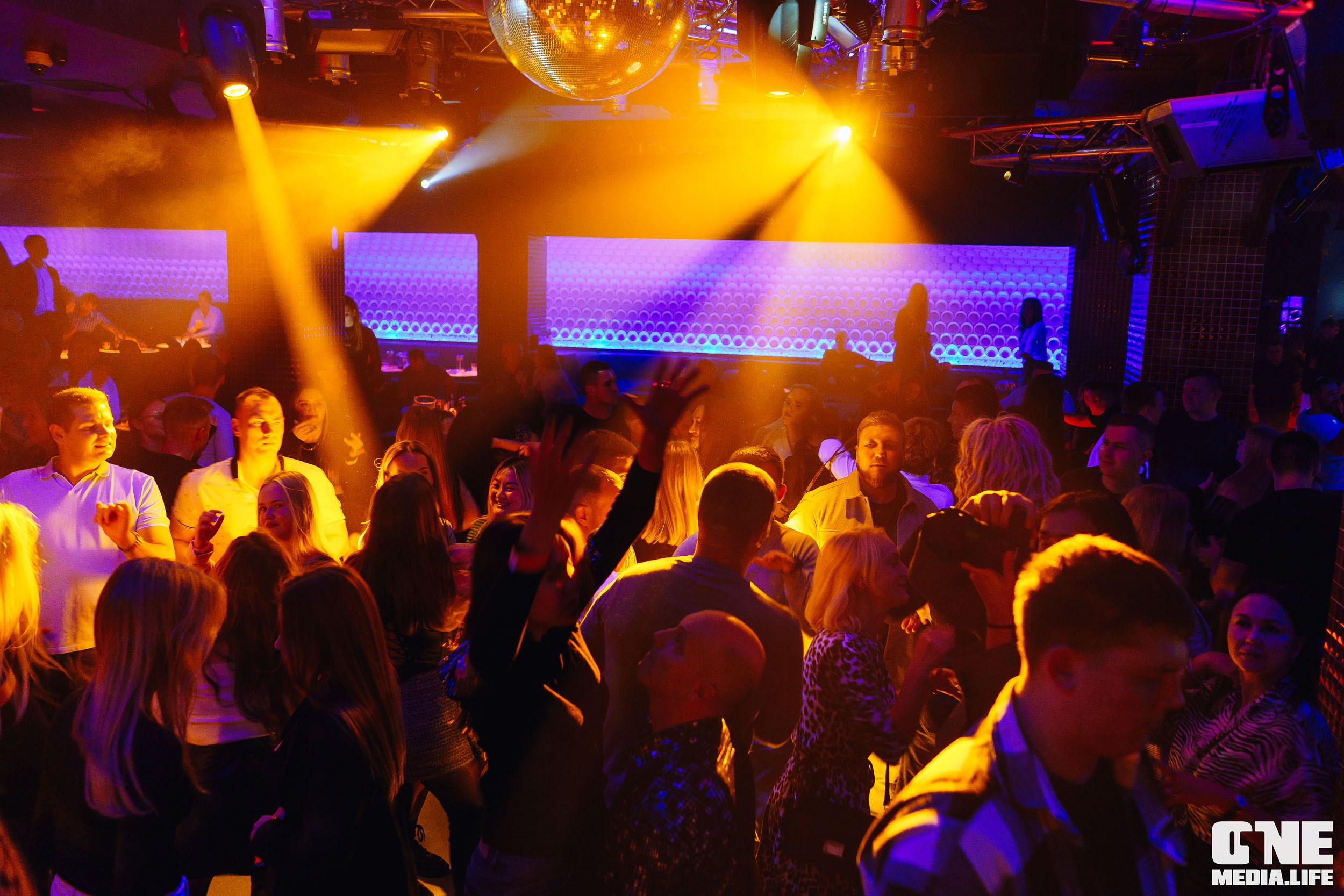 Фоторепортаж из РК Планета. One Media Life: фоторепортажи, фотоотчеты с мероприятий и заведений