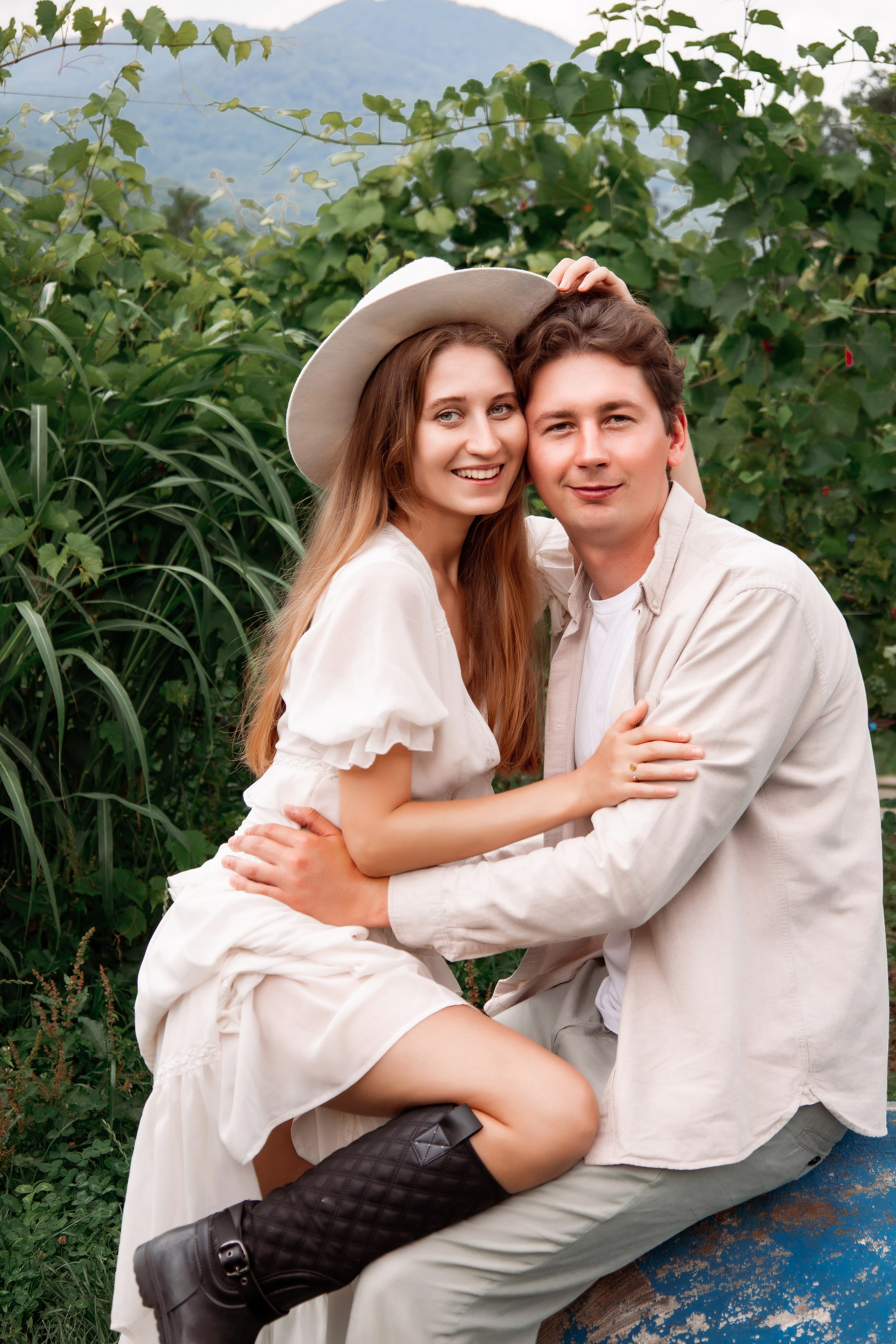 Свидание у пруда. Семейный и Свадебный фотограф в Сочи