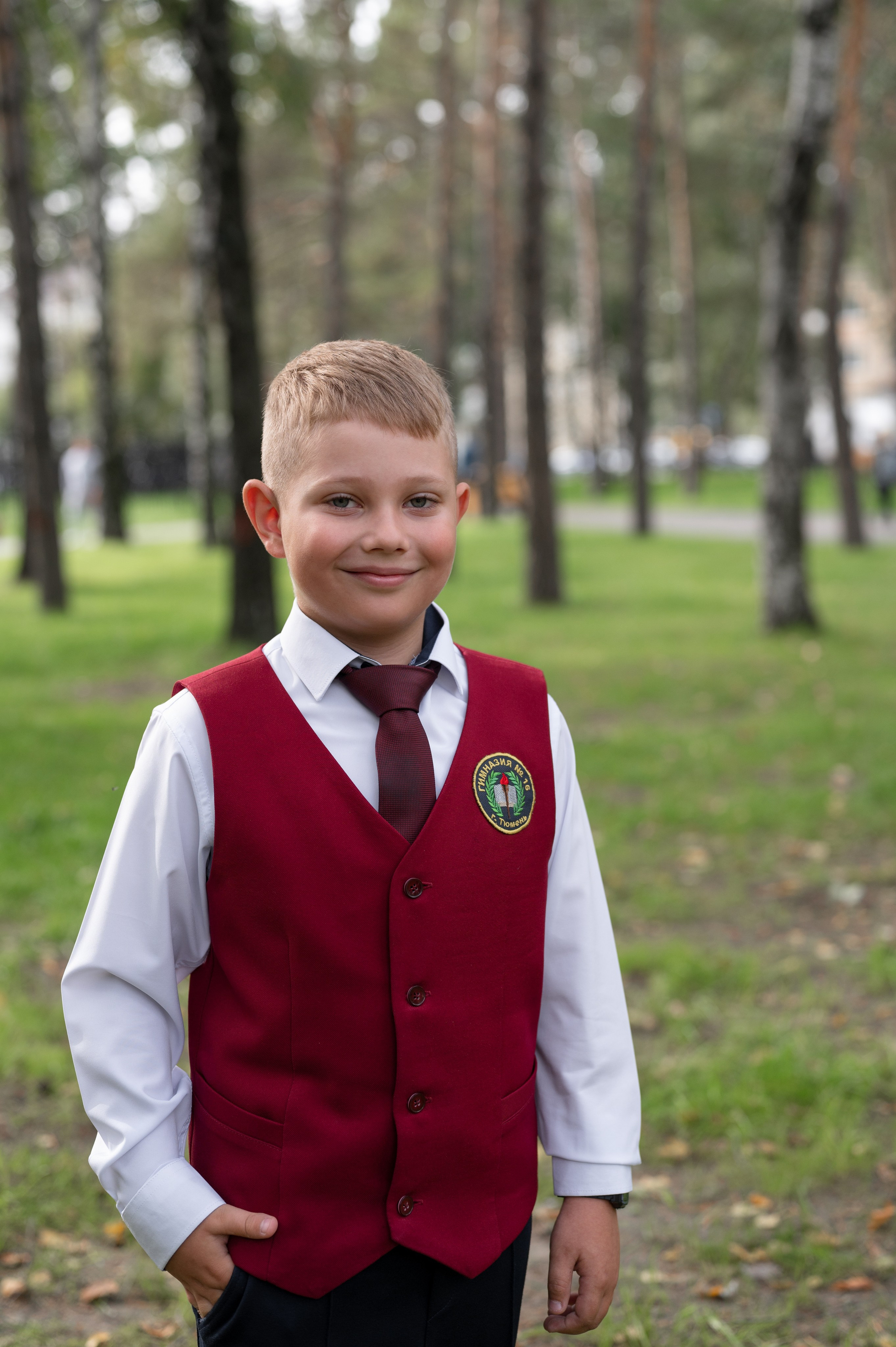 1 сентября 16 гимназия 2 класс (линейка + в классе+ на улице). Фотограф новорожденных, семейный детский в Тюмени Татьяна Морозова