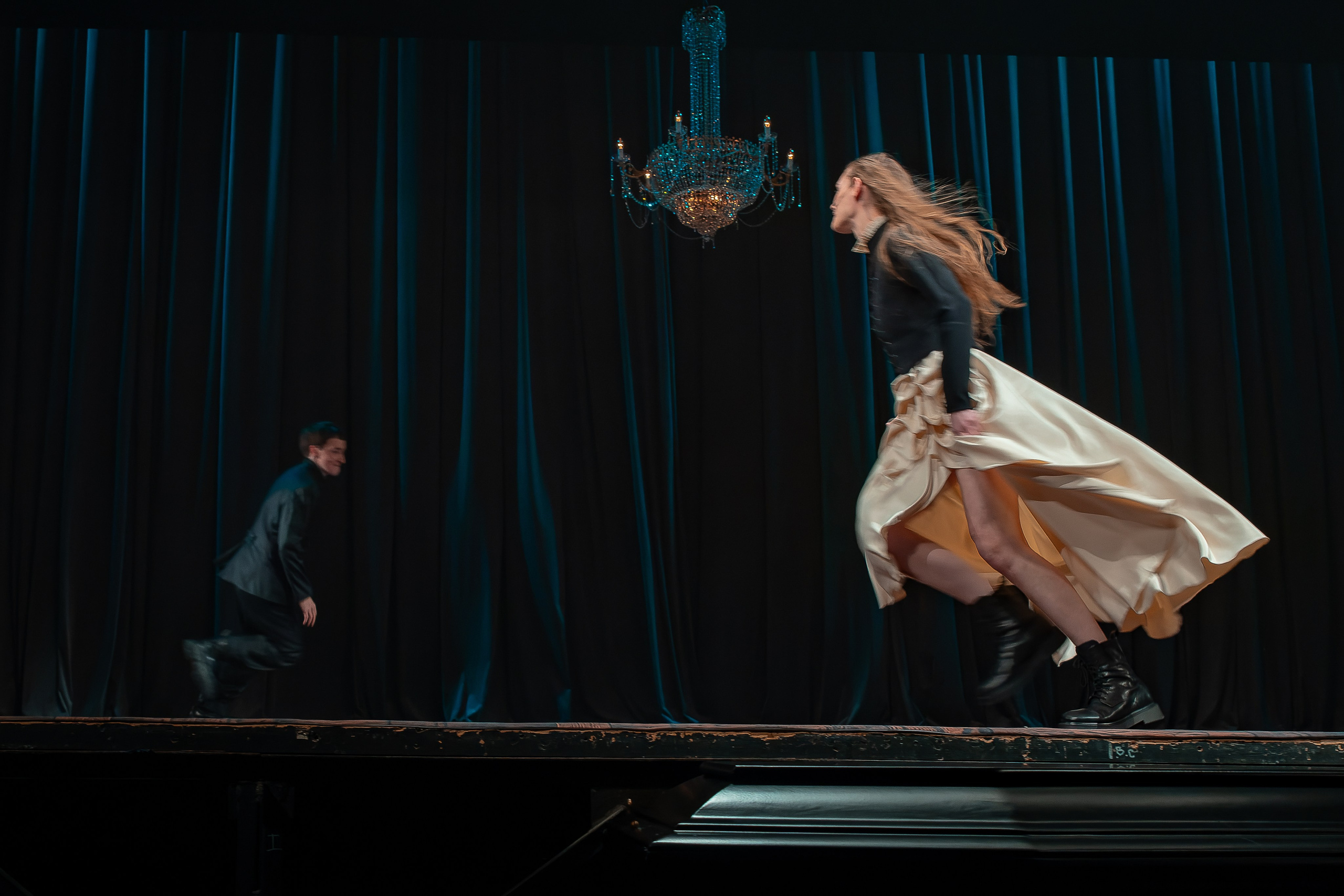 Гамлет, театр на Таганке, реж. Мурат Абукалтинов. Фотограф и режиссер Московко Екатерина