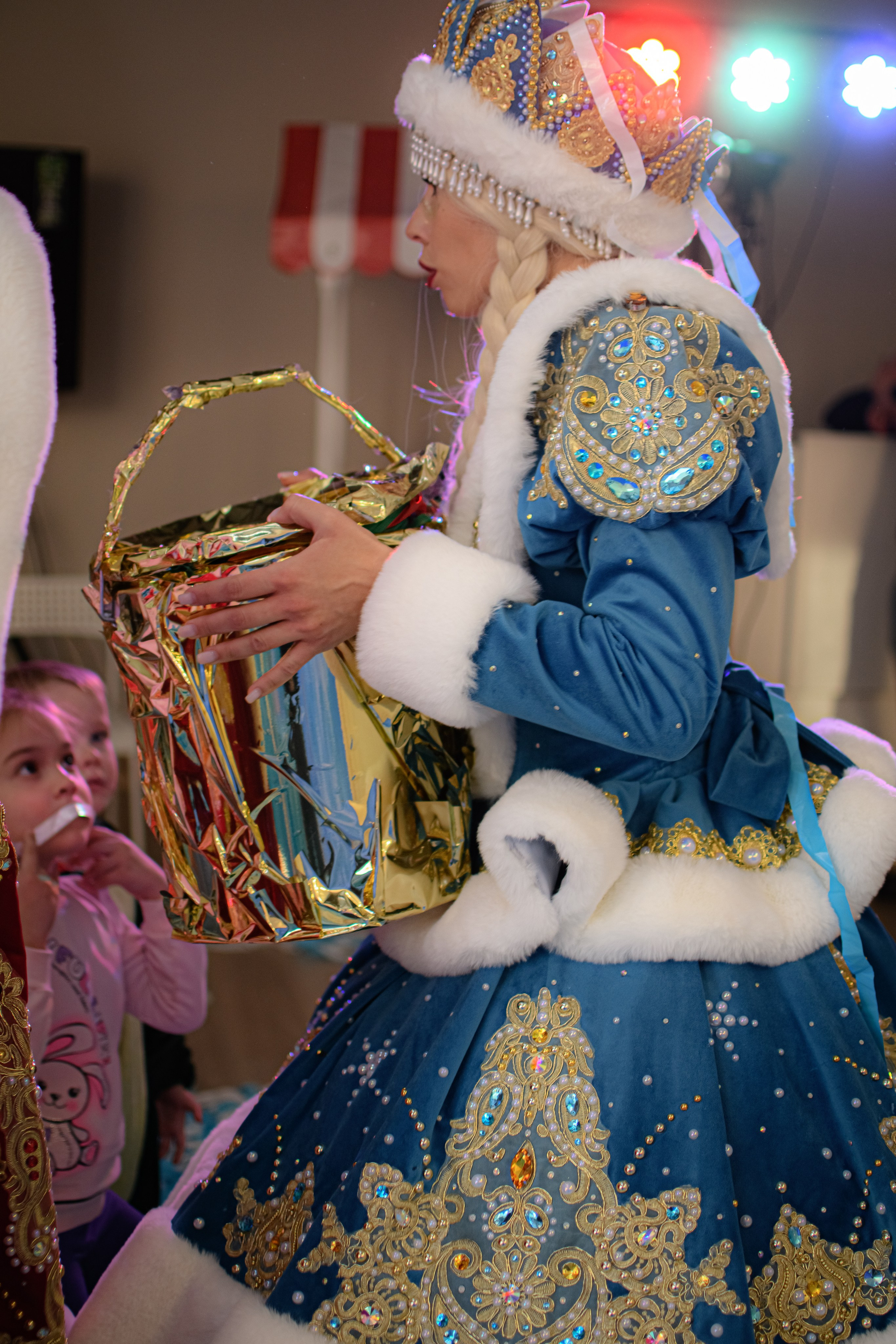 HAPPY NEW YEAR. Photokarish