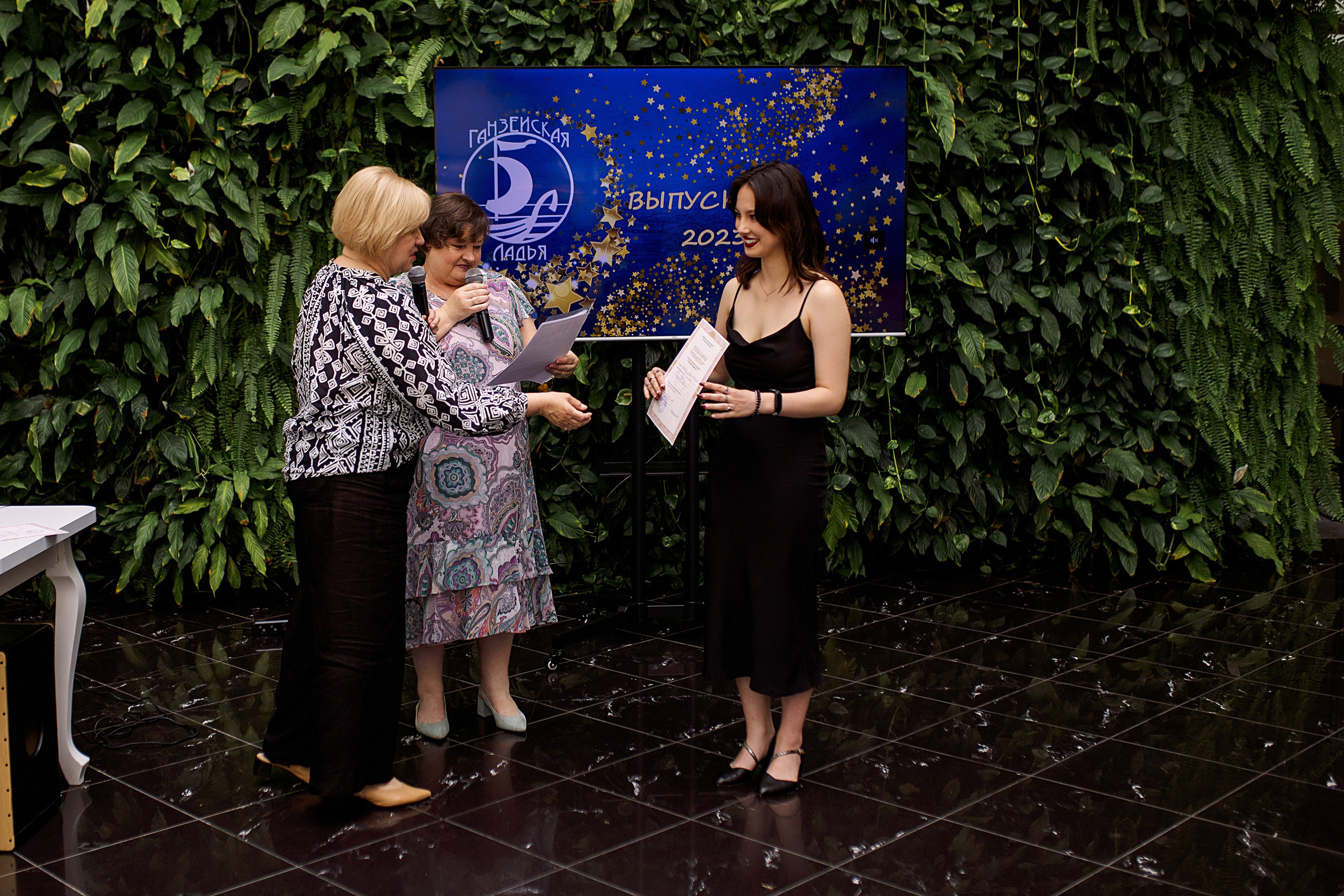 Выпуск лицея Ганзейская Ладья. Свадебный фотограф Калининград Пасюта Данила