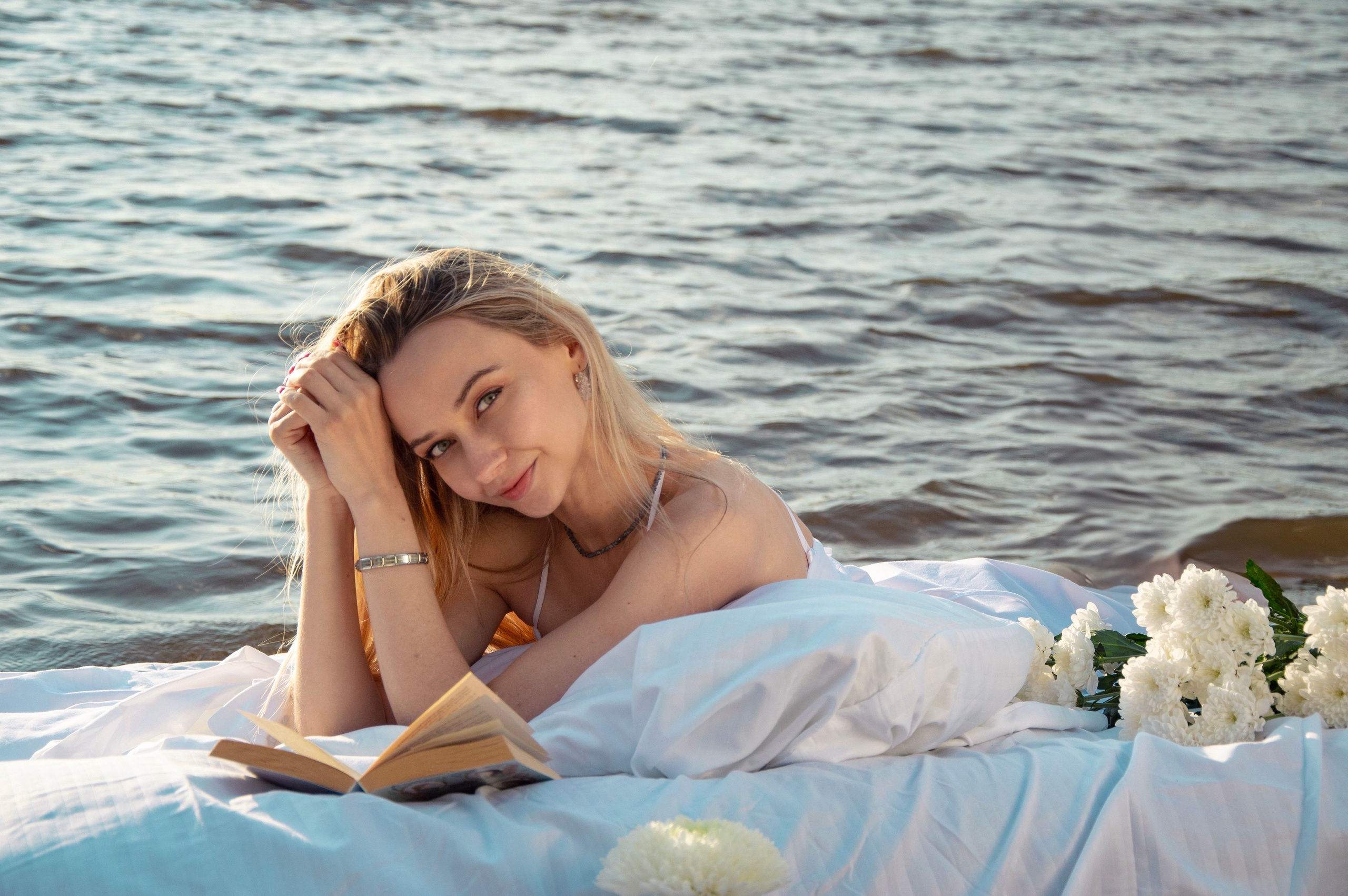 Уличная съёмка. Мобильный фотограф в Омске