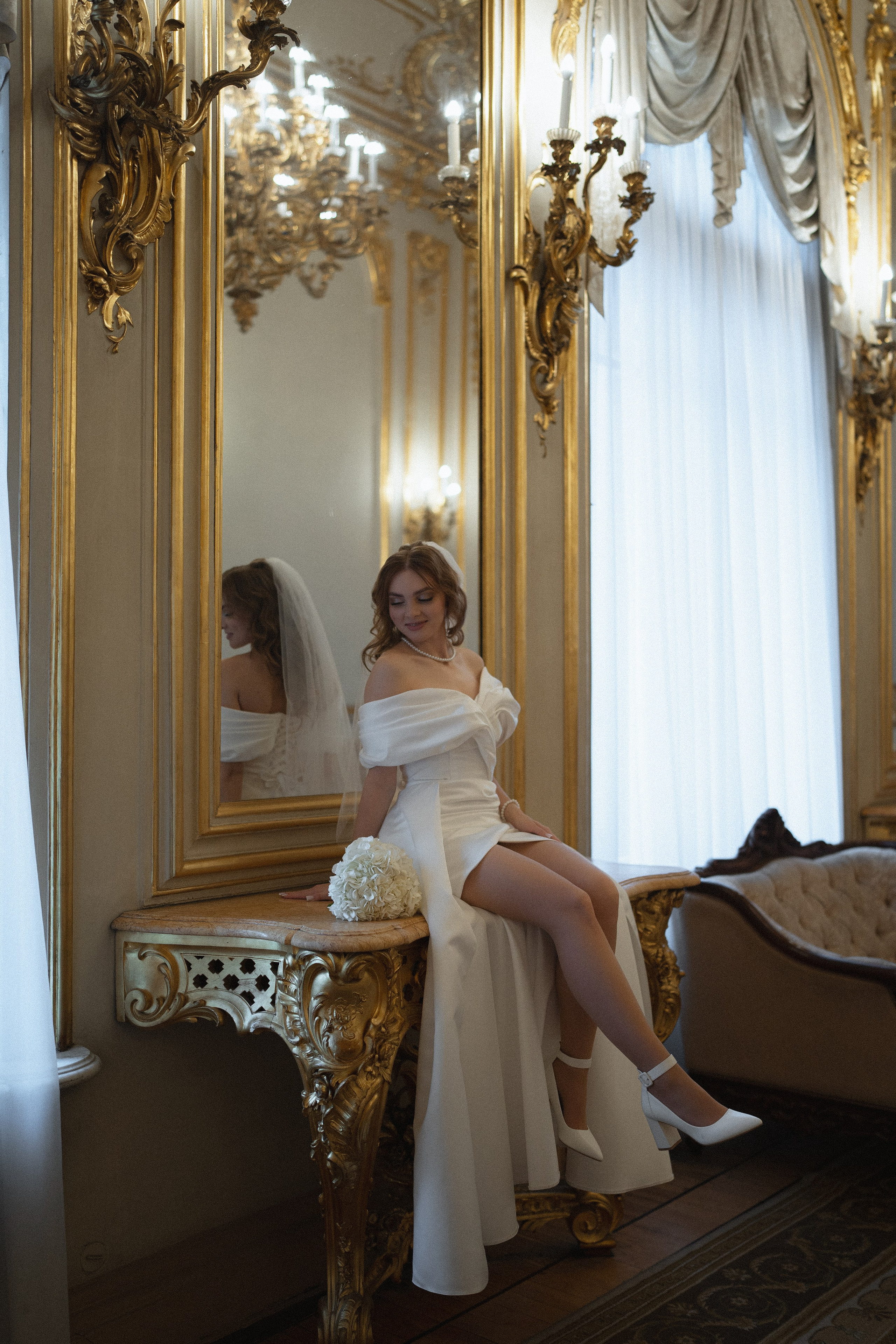 Дмитрий и Кира (Эрмитаж). Свадебный фотограф в Санкт-Петербурге