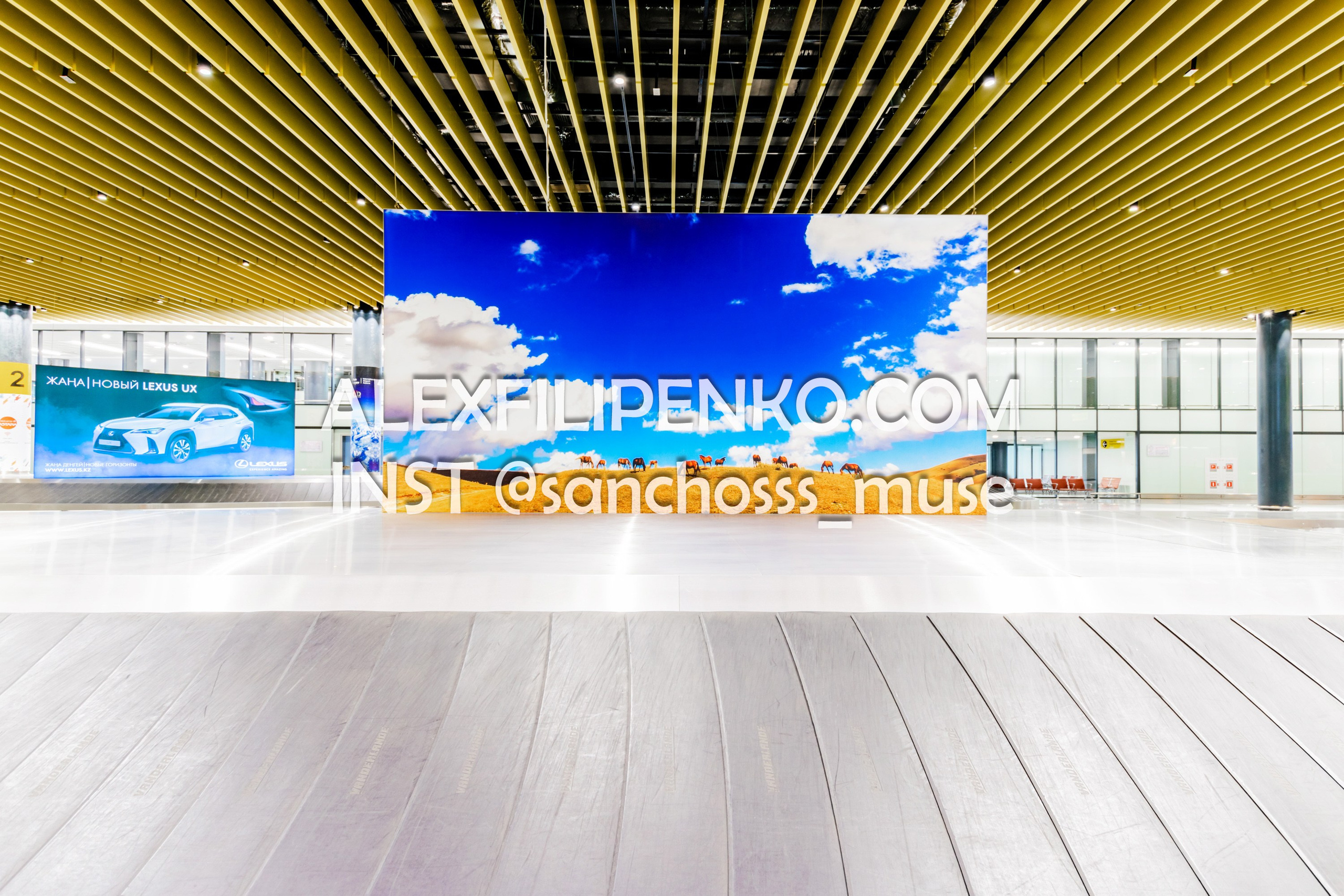 Фотосъемка для рекламного оператора MYD Production в Аэропорту Астаны. Фотограф интерьера недвижимости и архитектуры в Астане