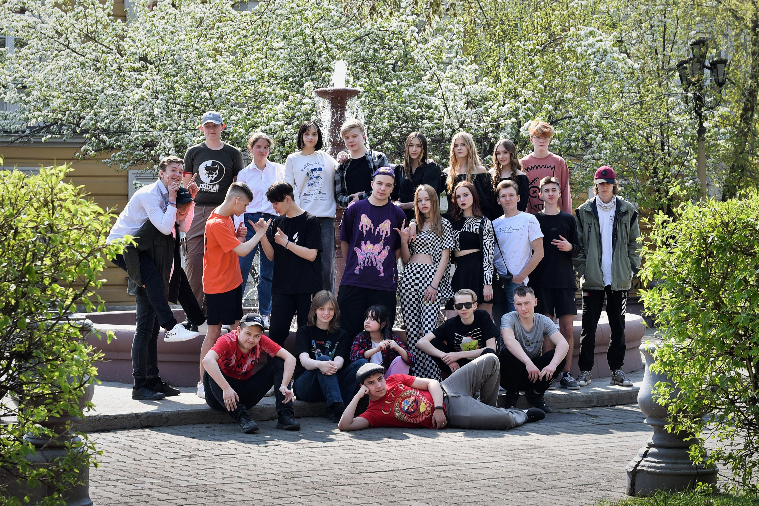 ФОТОСЕССИЯ В ПАРКЕ весна. Школьный фотограф ЛАРИСА МАТВЕЕНКО