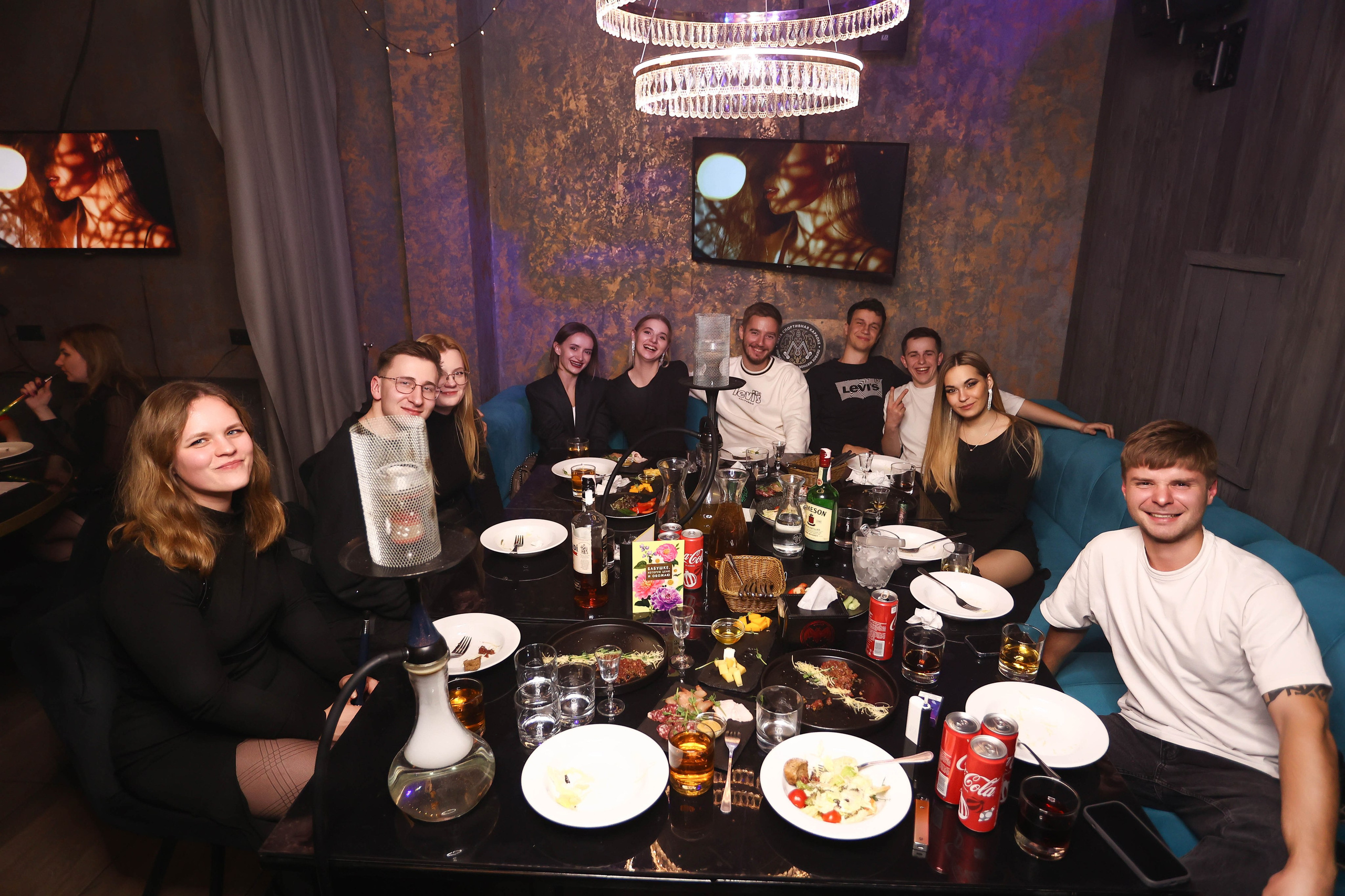 22/12/23 Новогоднее караоке в Мята Спортивная. Мята Спортивная — Кальянная, караоке, бар в Минске