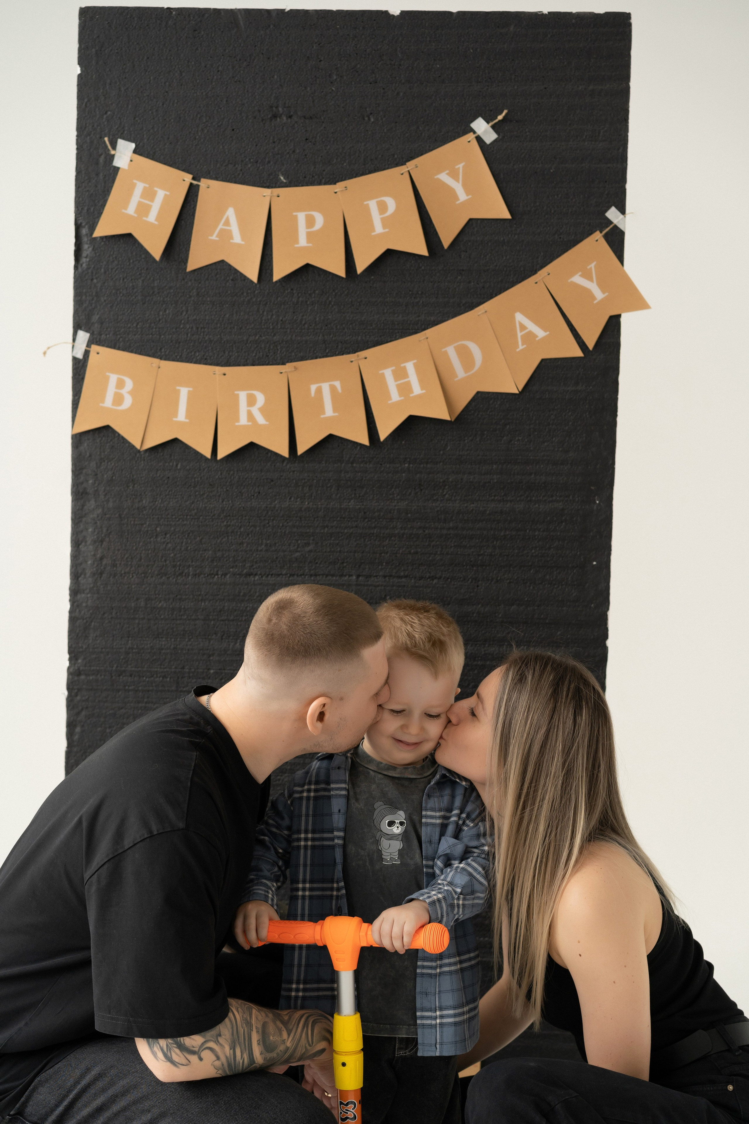 Мир для троих. Моменты и истории о вас настоящих