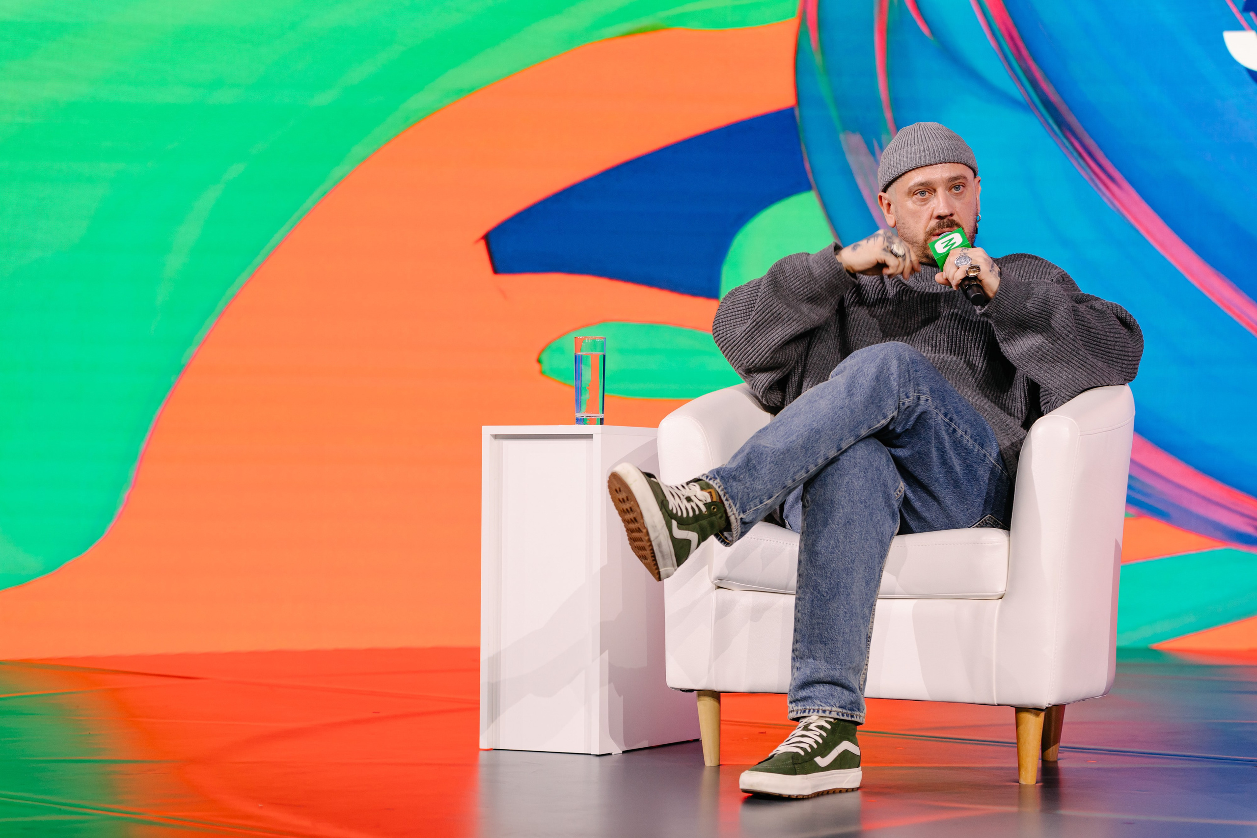 Всемирный фестиваль молодёжи 2024 в России. Репортажный фотограф в Москве, Сочи и Санкт-Петербурге