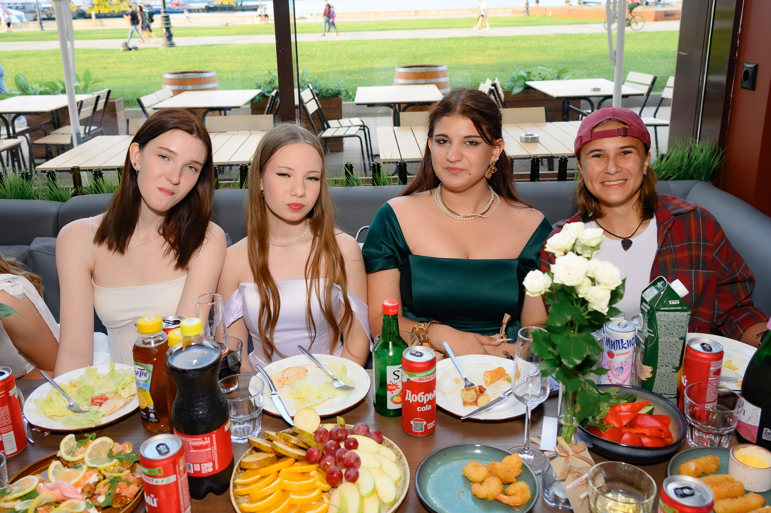 Выпускной 9 кл 2025. Семейный и детский фотограф в Новороссийске Лебедева Елена