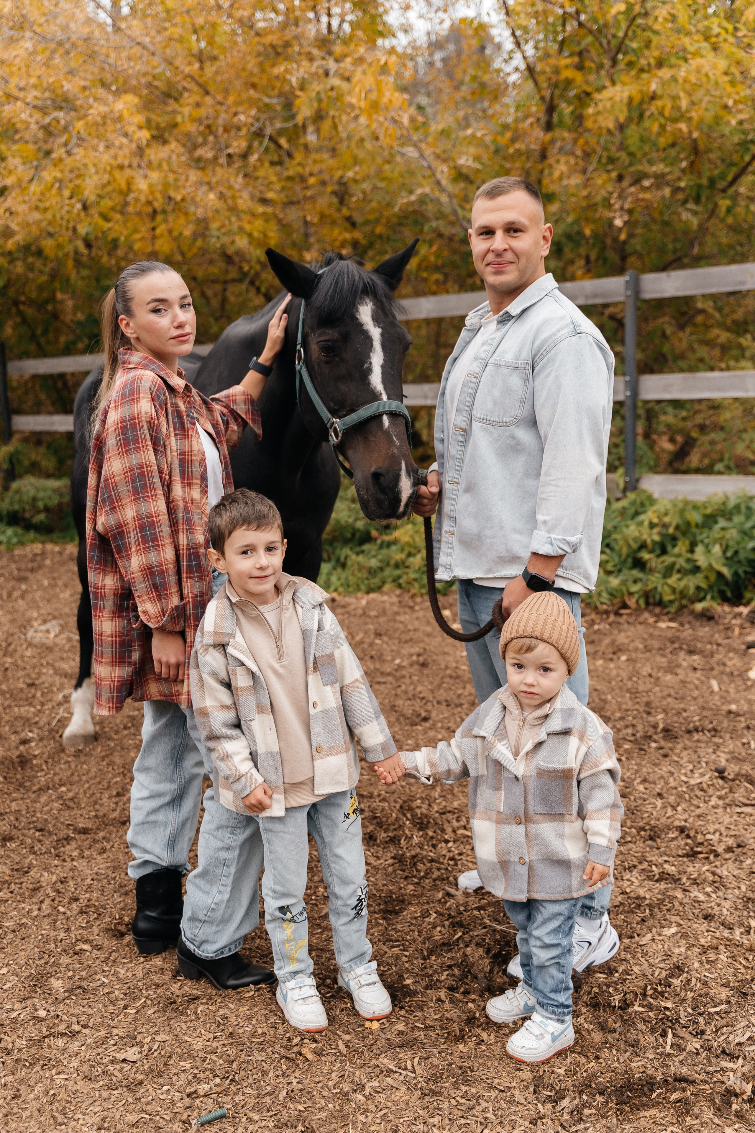 Никита, Аня, Лёва и Миша. Волик Мария