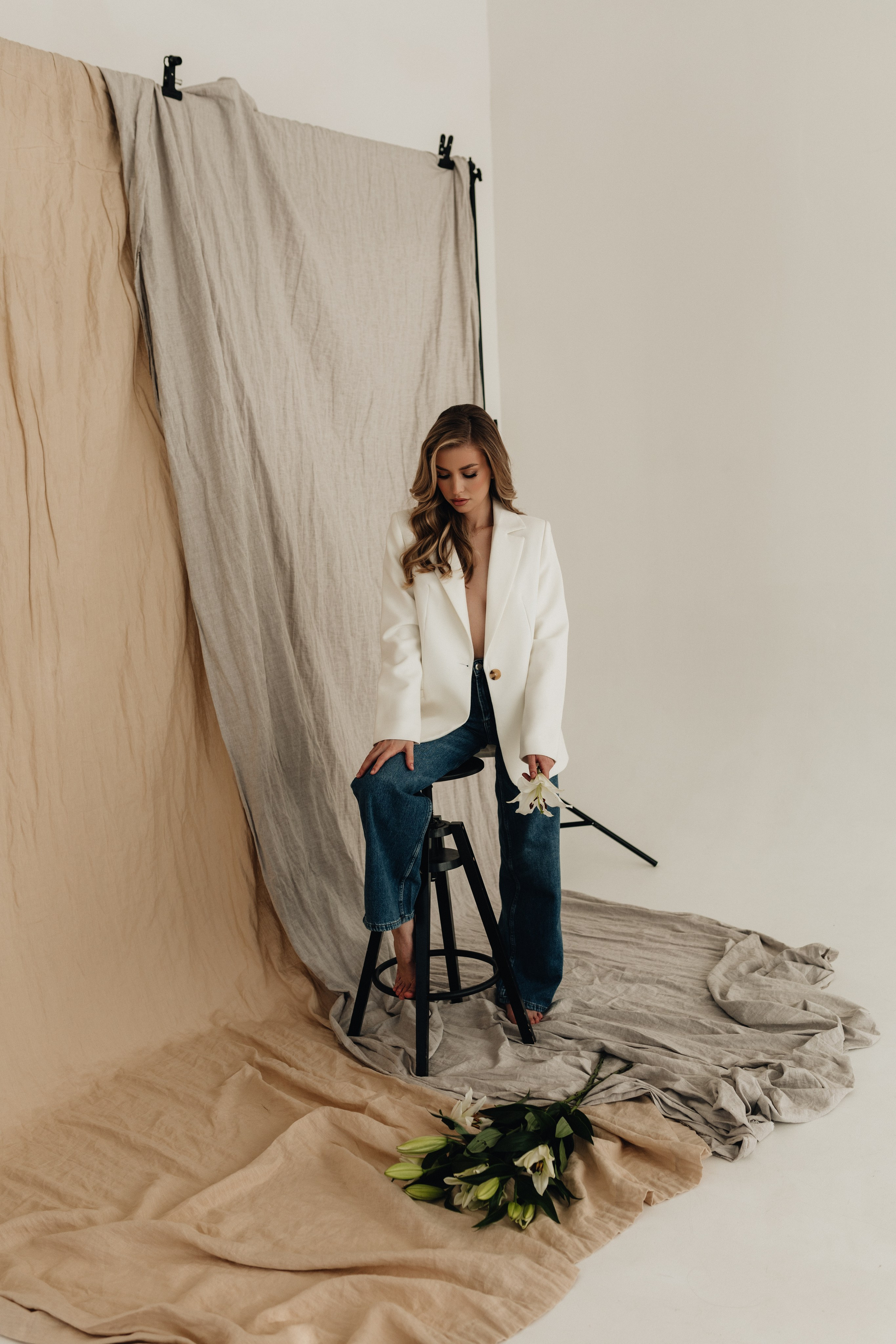 Александра. Главная