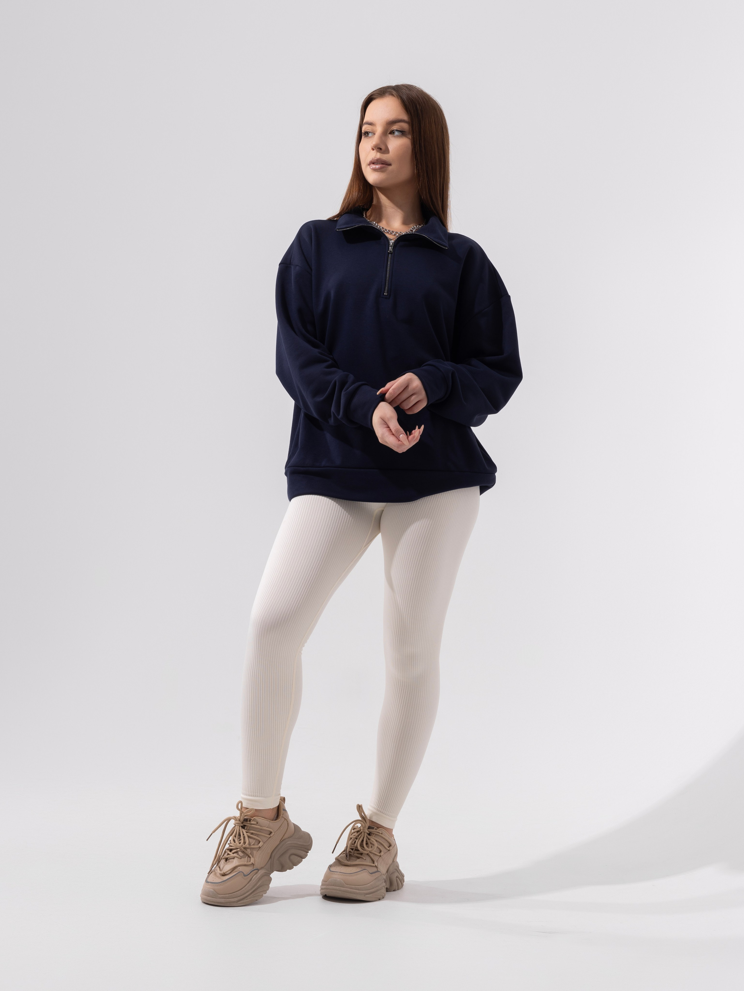 Настя. Фото для маркетплейсов в самых сочных локациях города Сочи