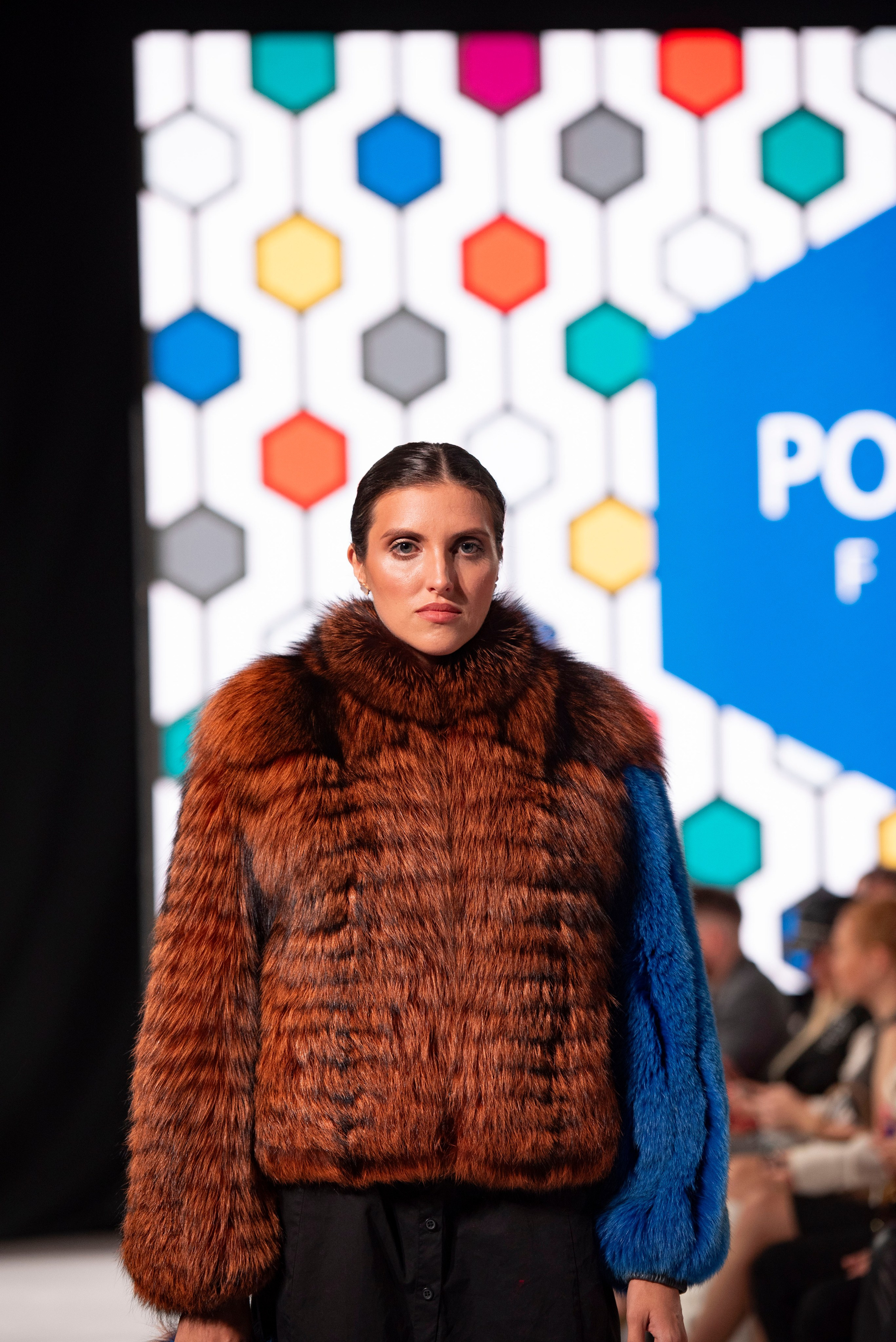 Фотограф на модельный показ. Свадебный, семейный, фэшн фотограф, школьный фотограф в Сочи